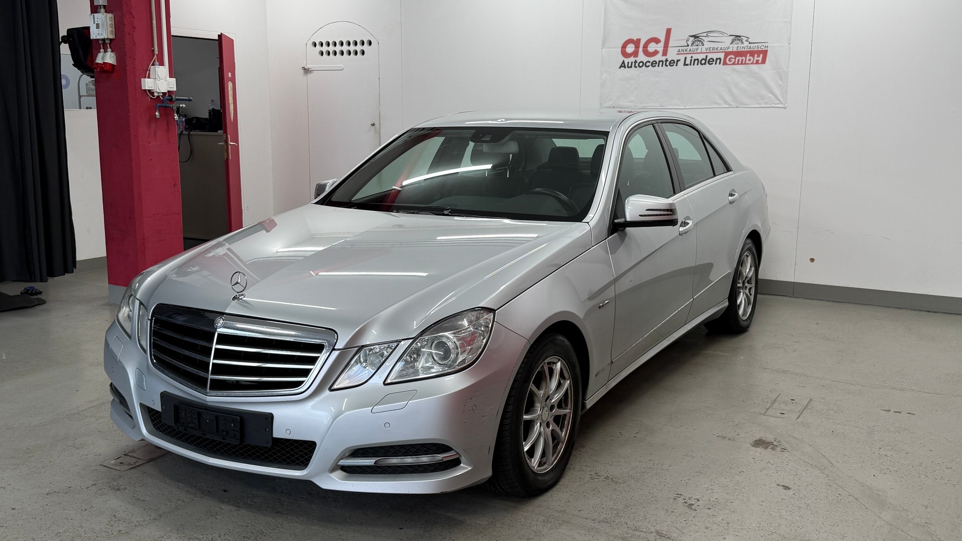 MERCEDES-BENZ E220 CDI kühlerventilator ist lose, ein Injektor ist undicht, Export, Händler oder zum aufbereiten-image-2