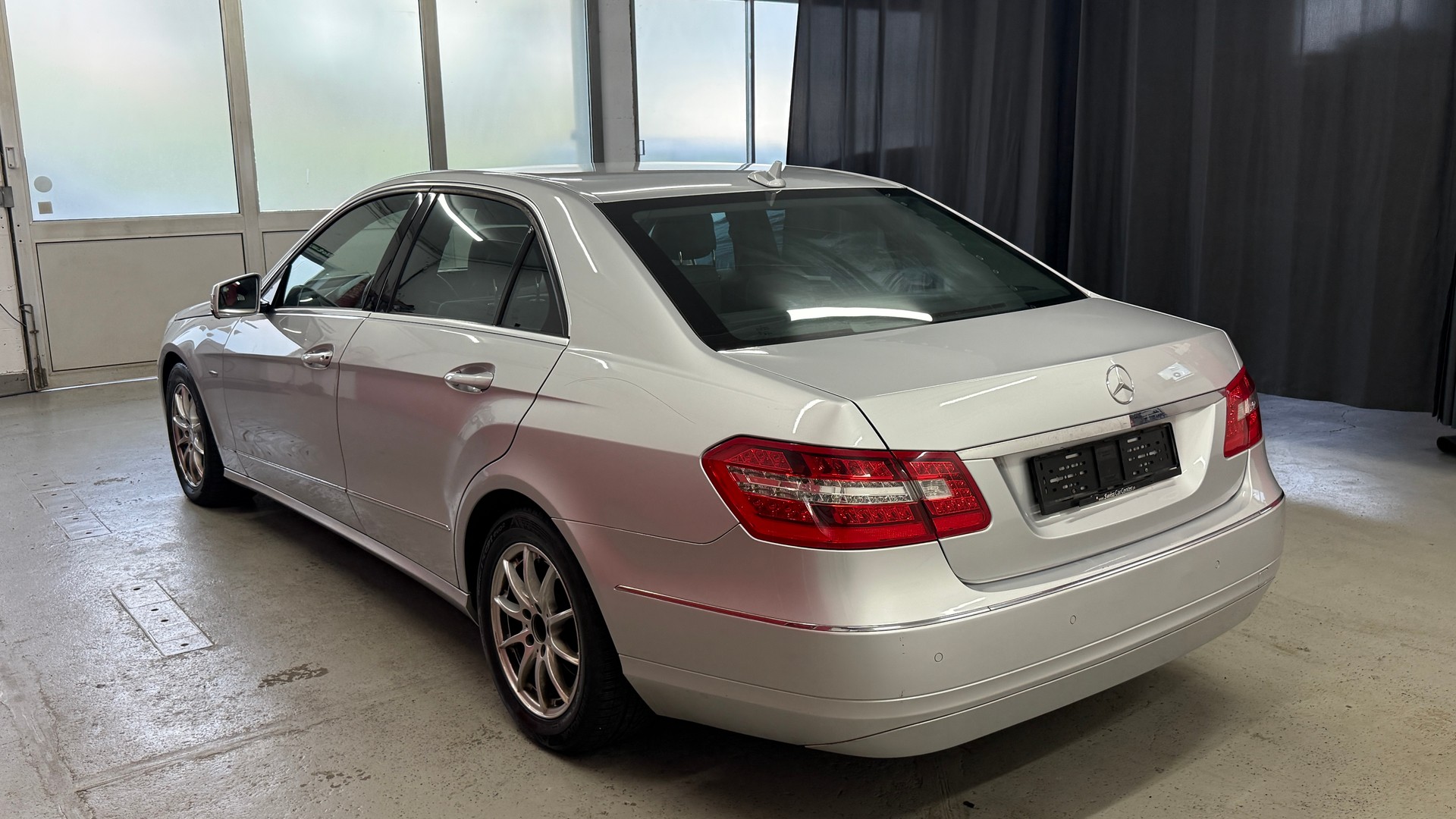 MERCEDES-BENZ E220 CDI kühlerventilator ist lose, ein Injektor ist undicht, Export, Händler oder zum aufbereiten-image-5