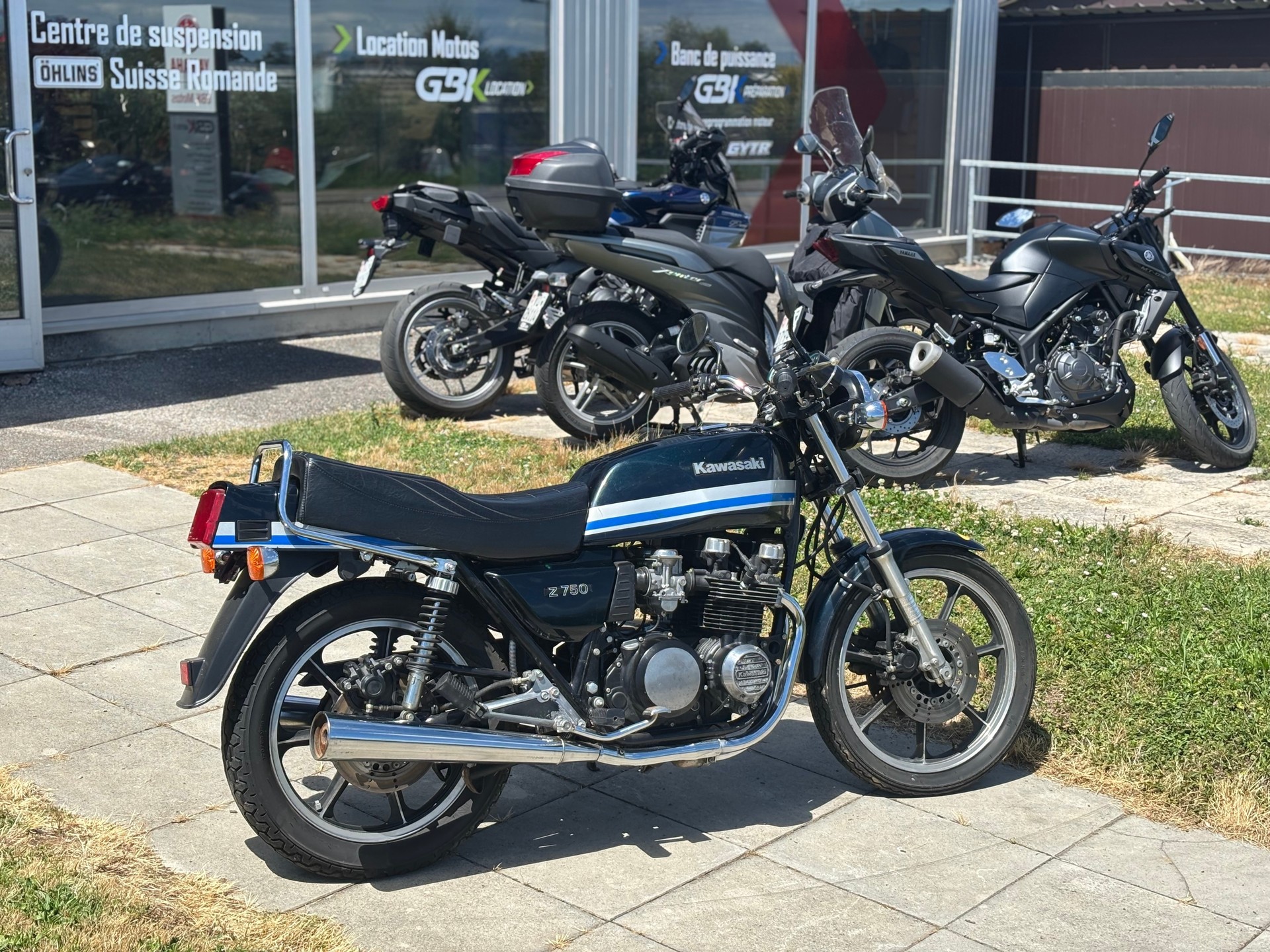 KAWASAKI Z 750-showroom-element-1