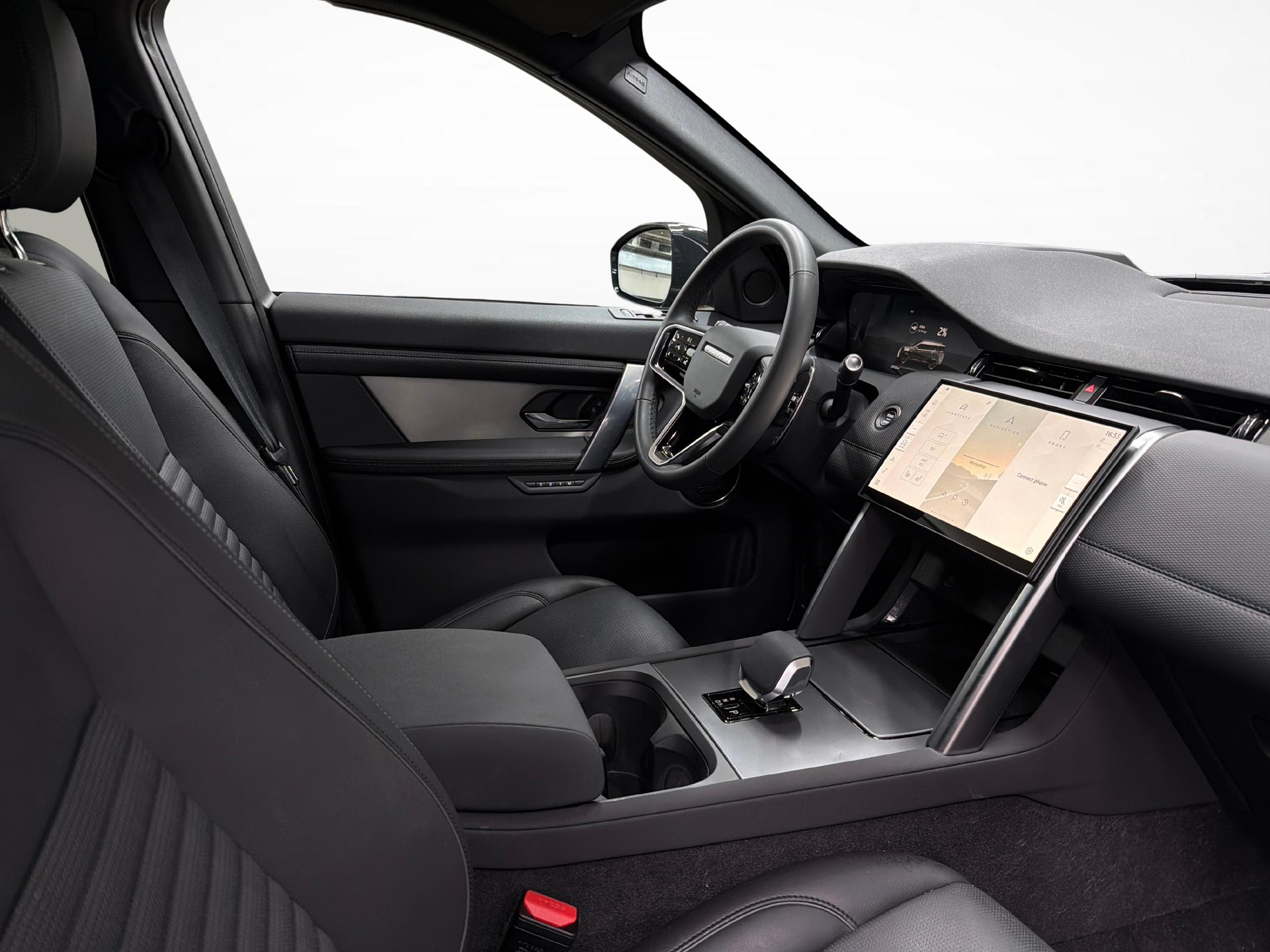 LAND ROVER Discovery Sport 1.5 T 270e Dynamic SE-image-9