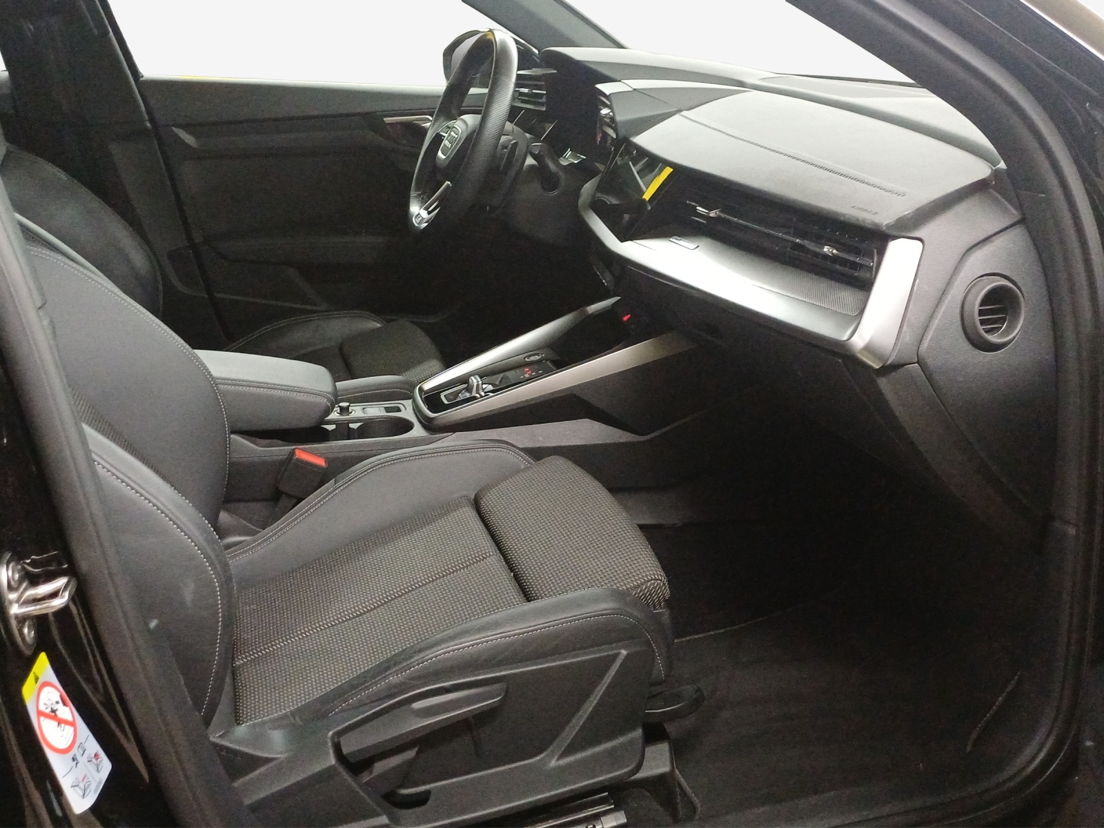 AUDI A3 Sportback 35 TFSI S-tronic-image-13