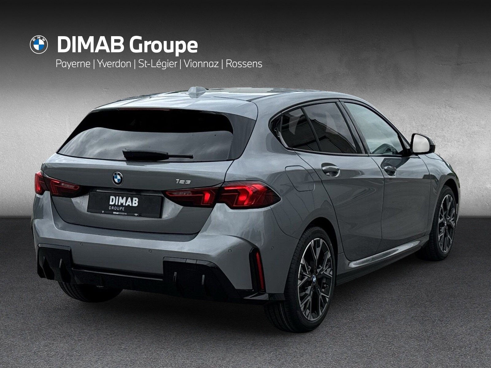 BMW 123 xDrive M Sport Steptronic-showroom-element-3