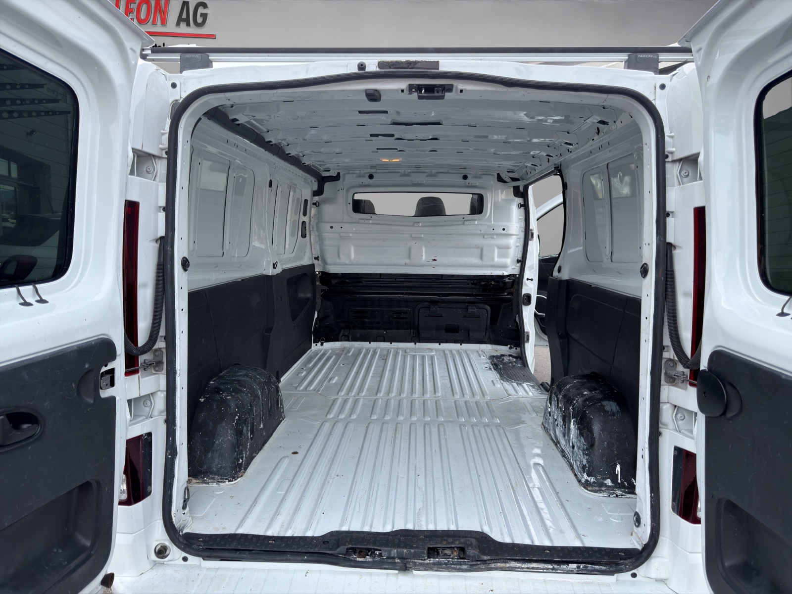 OPEL Vivaro 1.6 BiTurbo CDTI ecoFLEX 2.9t L2H1-image-17