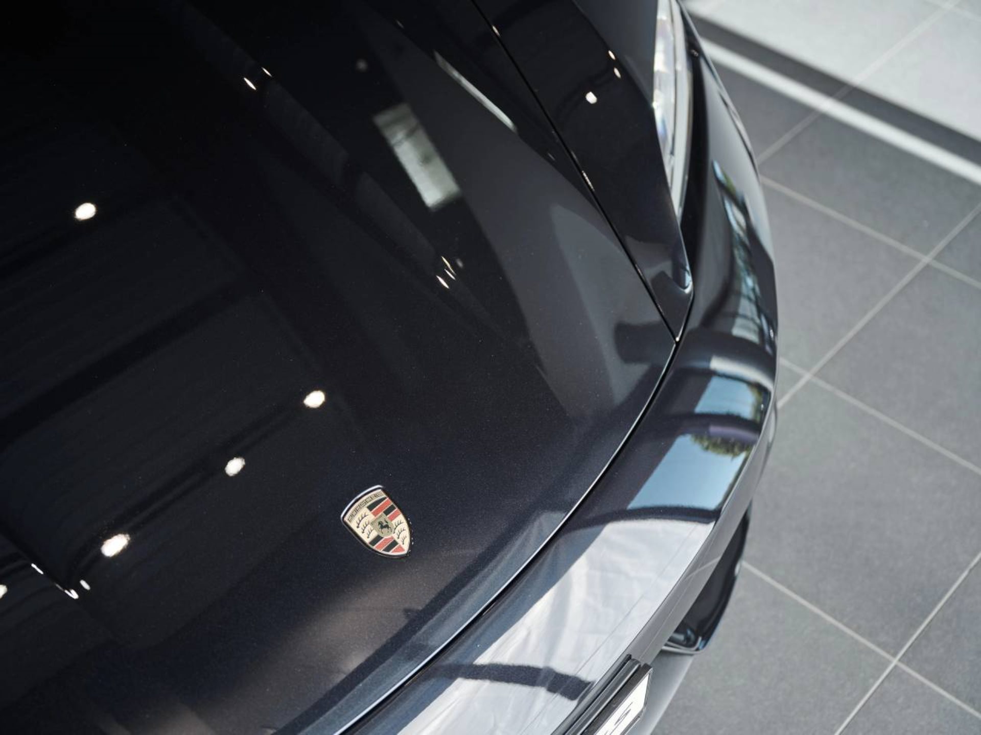 PORSCHE Taycan 4S Sport Turismo Black Edition-image-25