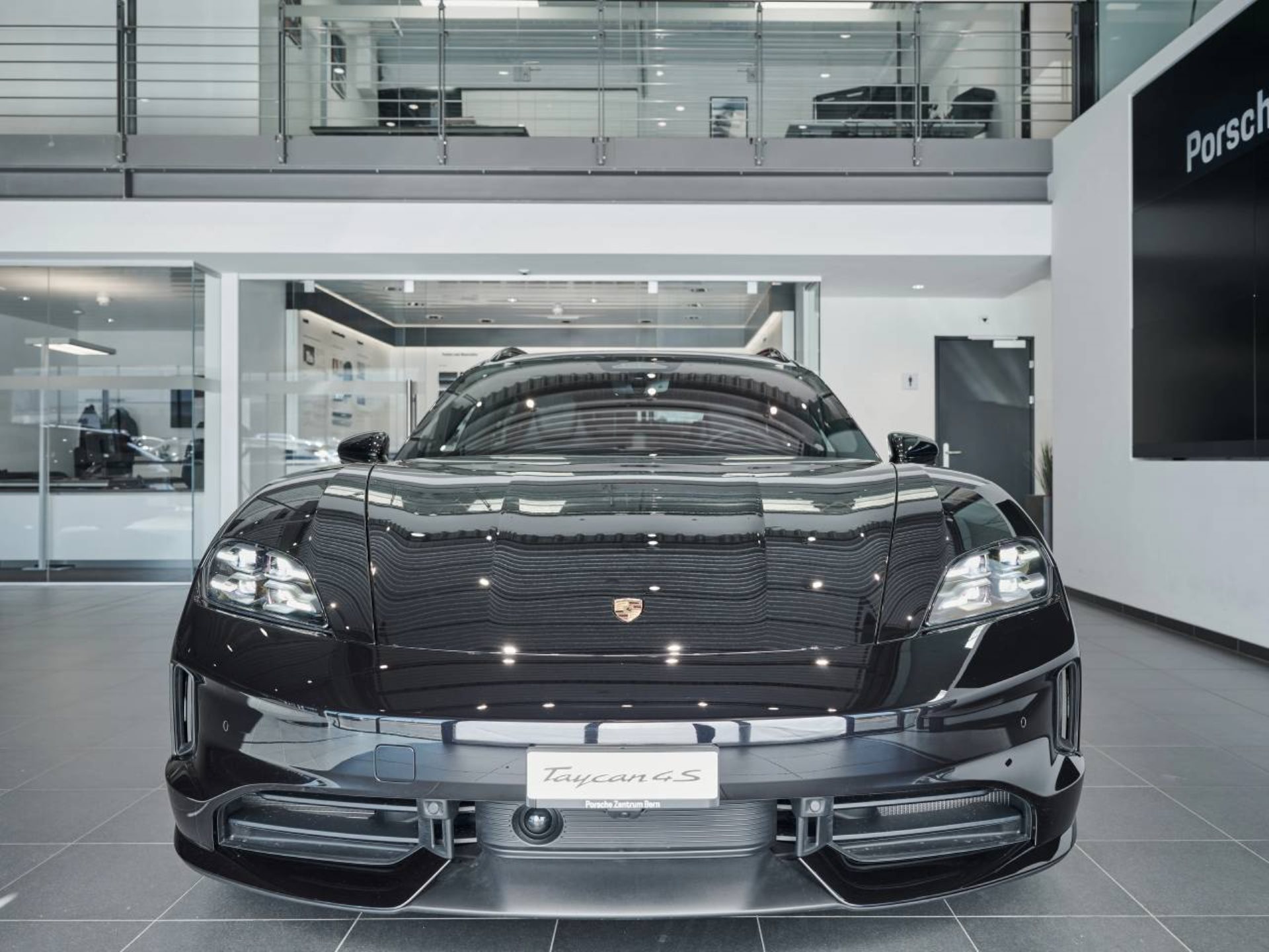 PORSCHE Taycan 4S Sport Turismo Black Edition-image-9