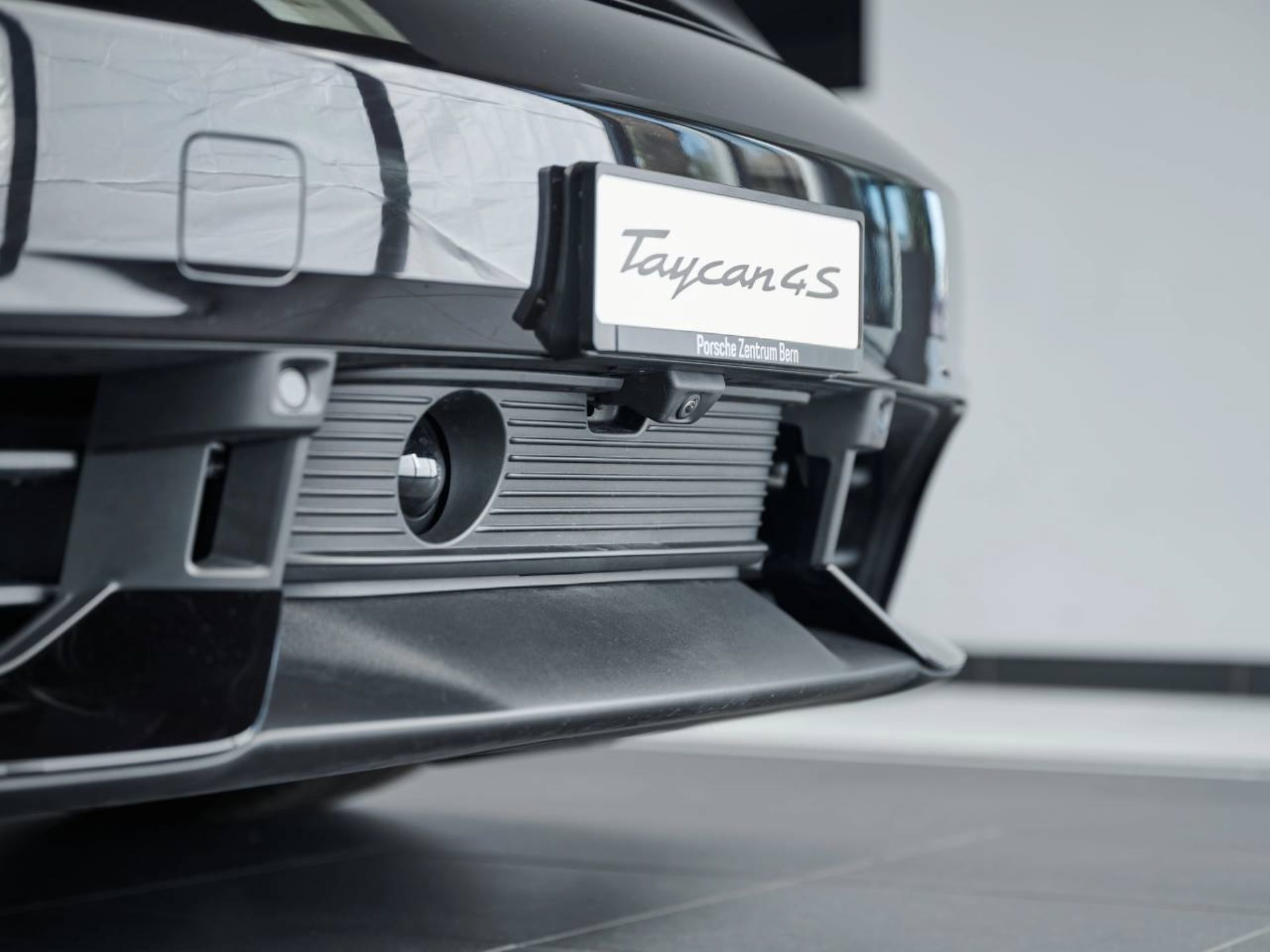 PORSCHE Taycan 4S Sport Turismo Black Edition-image-26