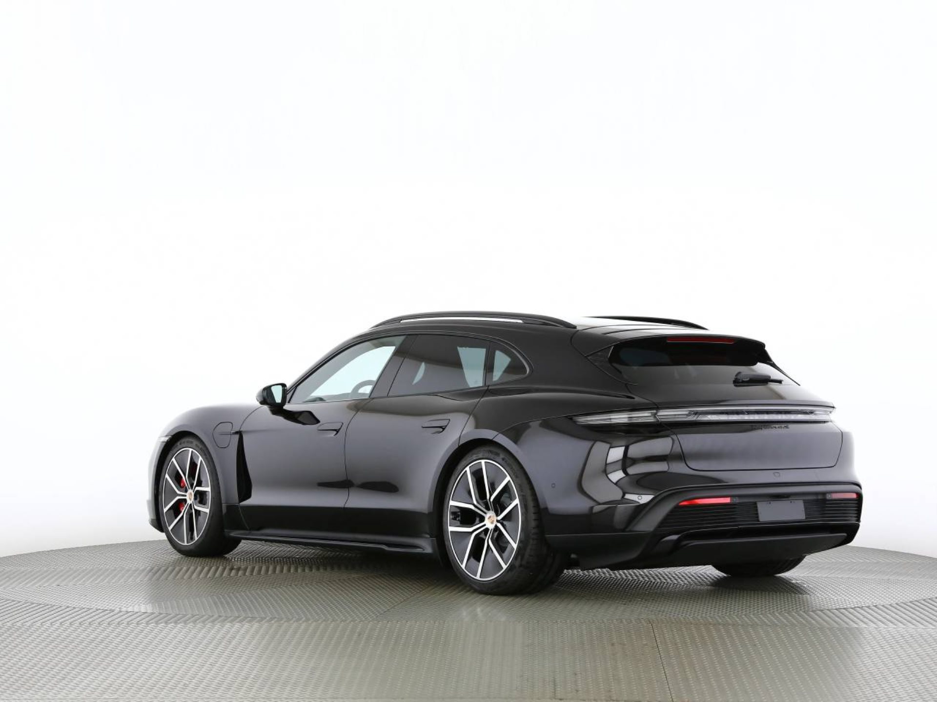 PORSCHE Taycan 4S Sport Turismo Black Edition-image-6