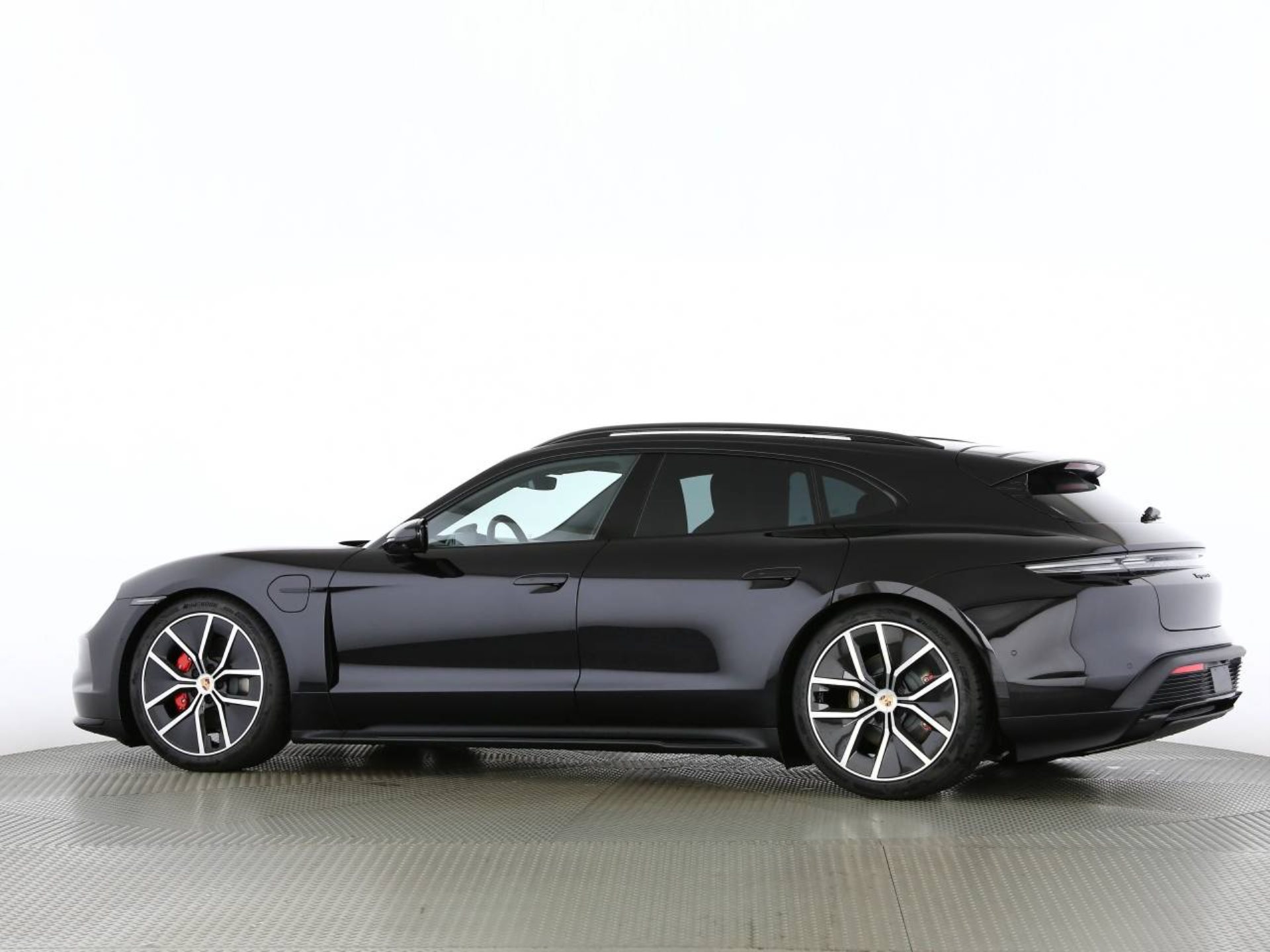 PORSCHE Taycan 4S Sport Turismo Black Edition-image-8