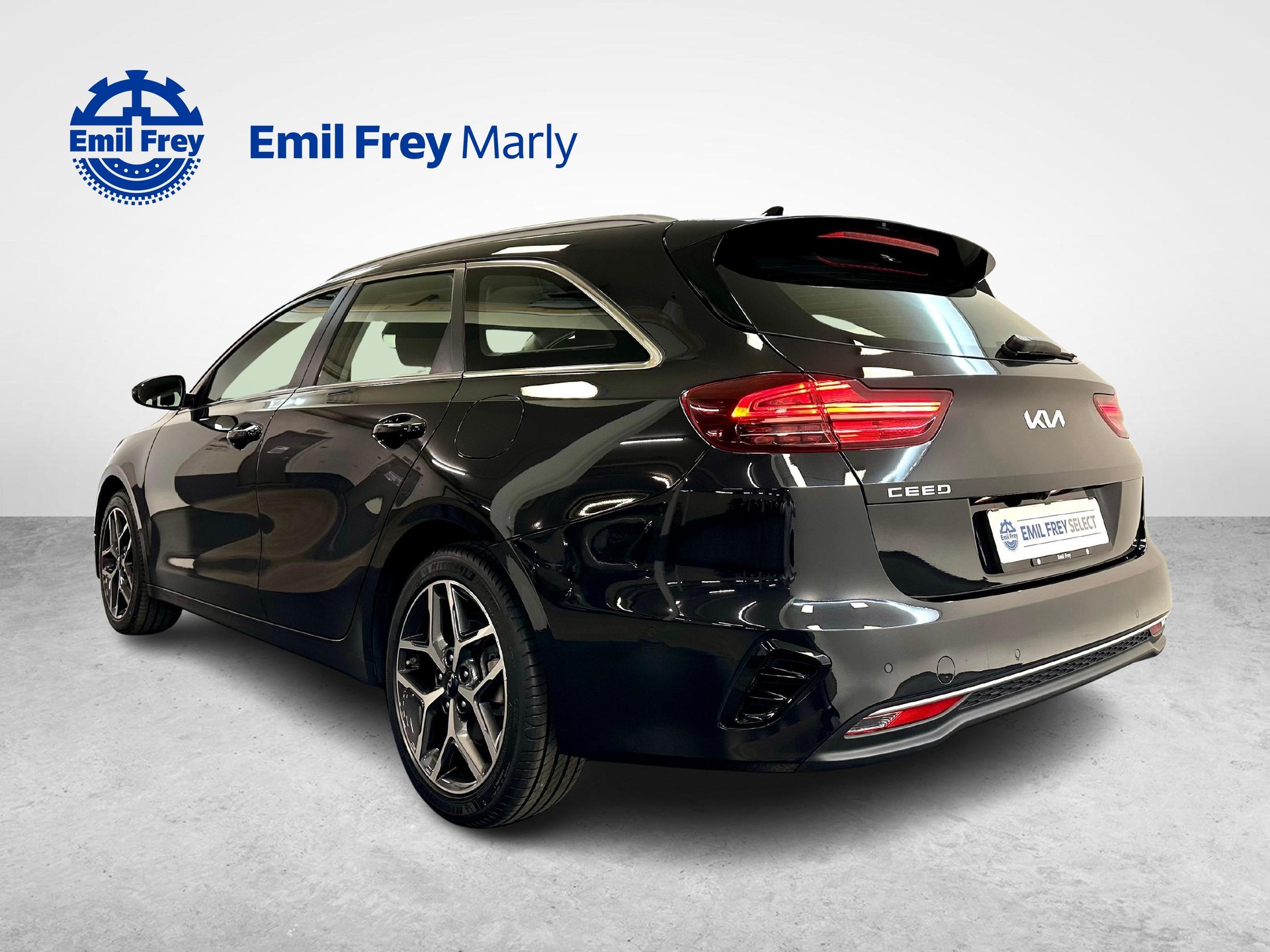 KIA Ceed SW 1.5 T-GDi MHEV Power-image-2