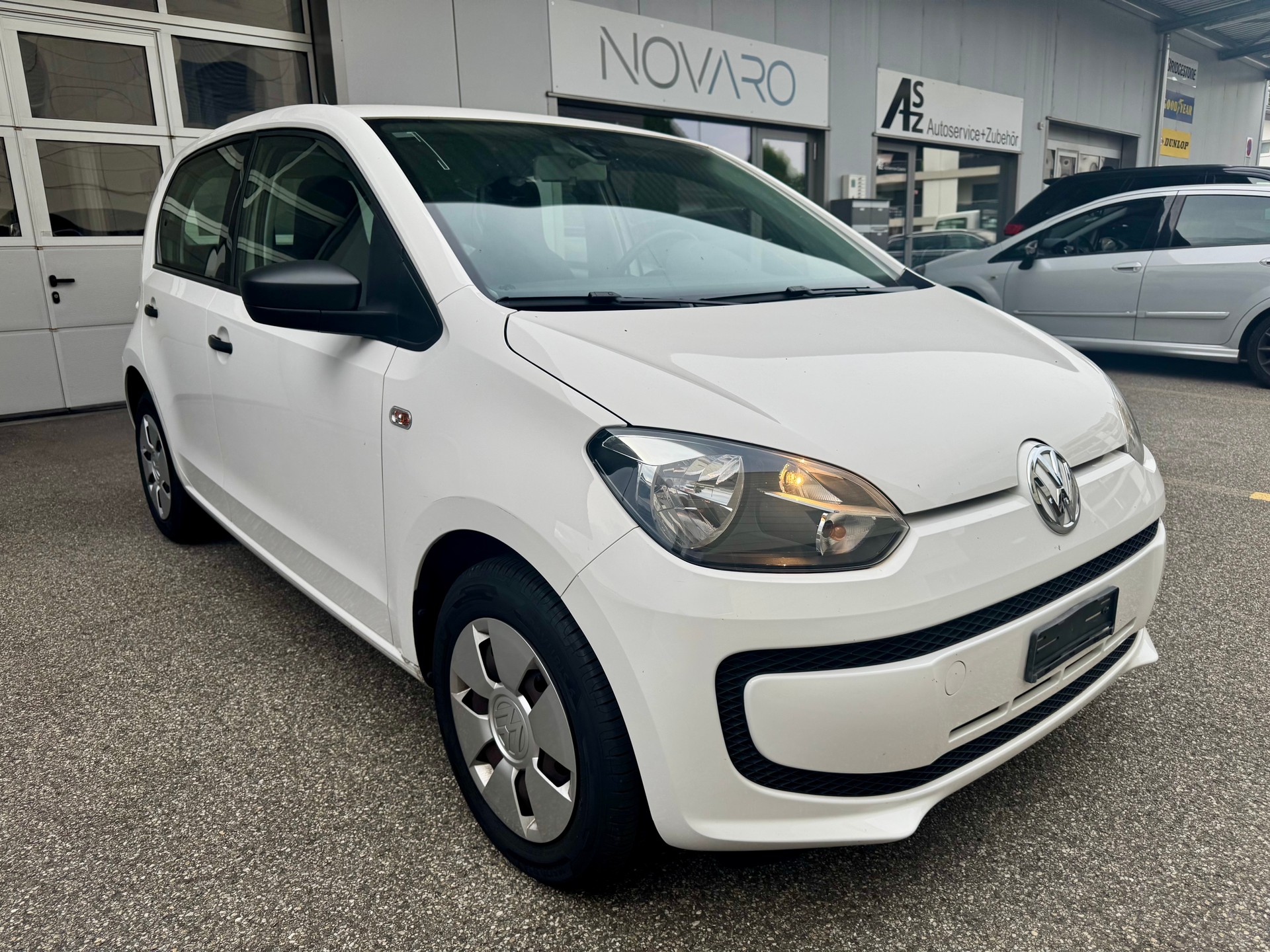 VW Up 1.0 ** ab MFK & Service **-image-0