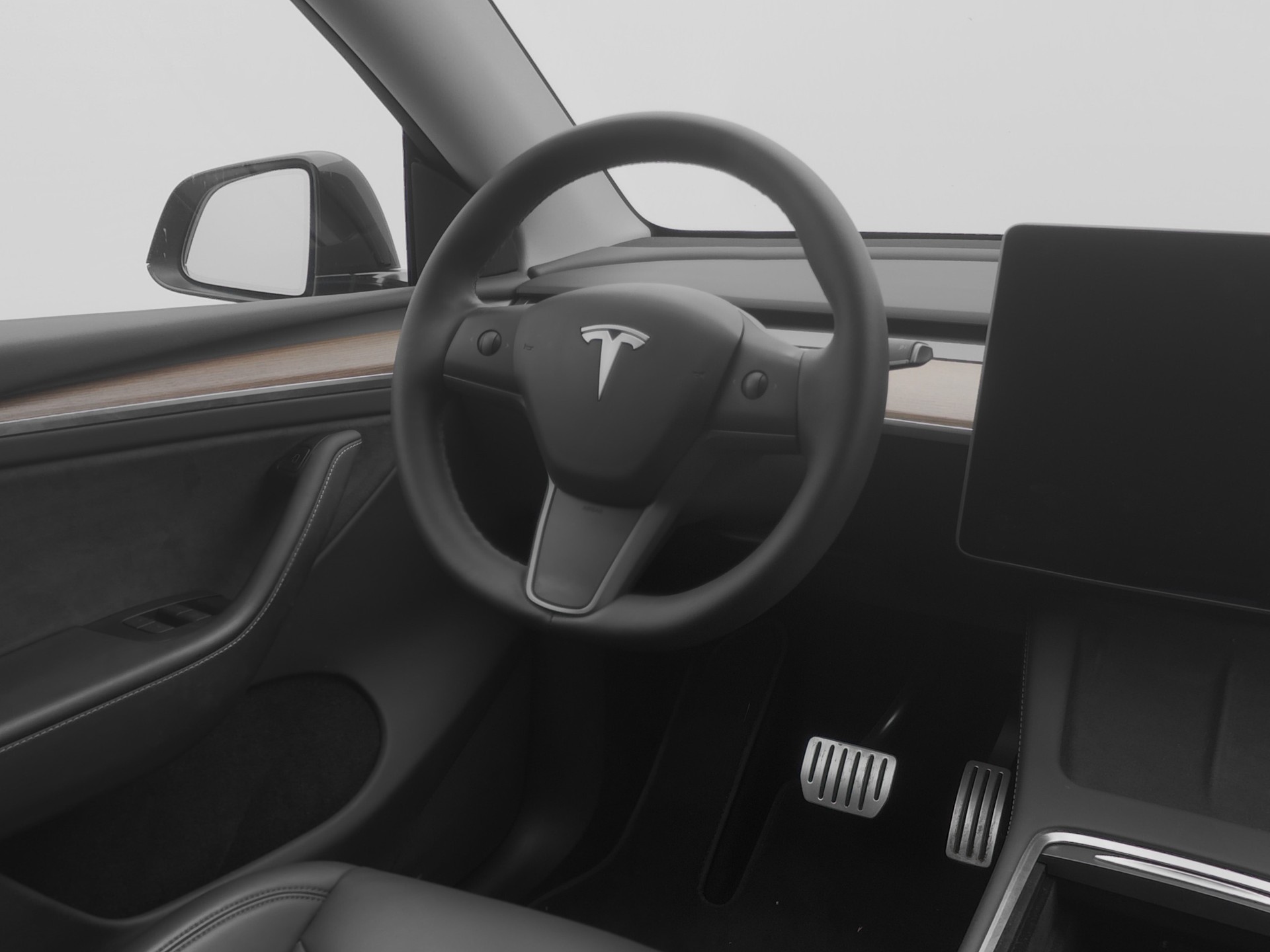 TESLA Model Y Performance-image-5