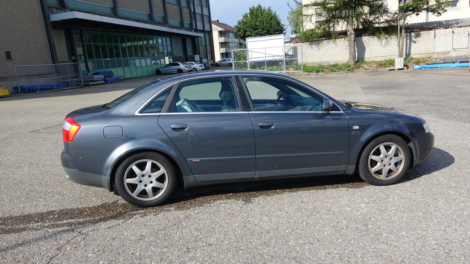 AUDI A4 1.8 T-image-2