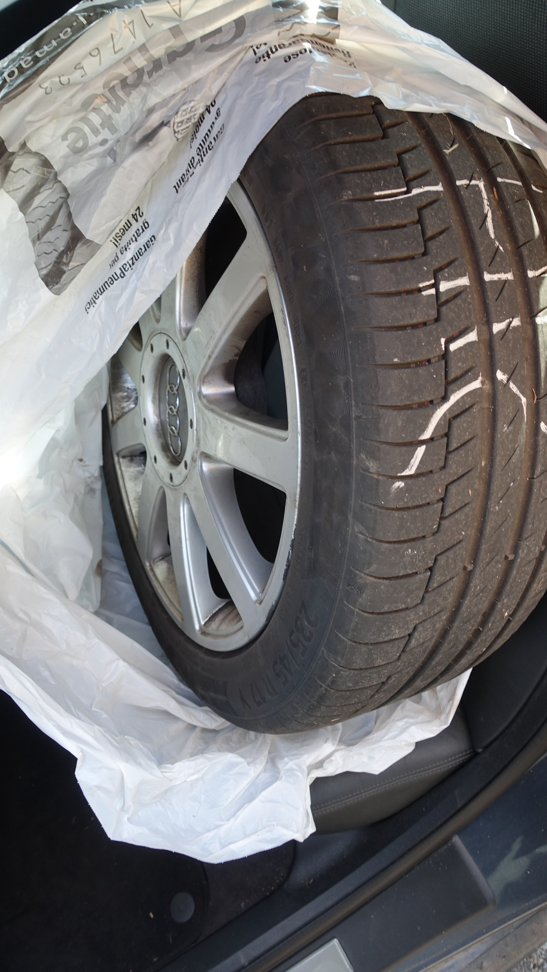 AUDI A4 1.8 T-image-12