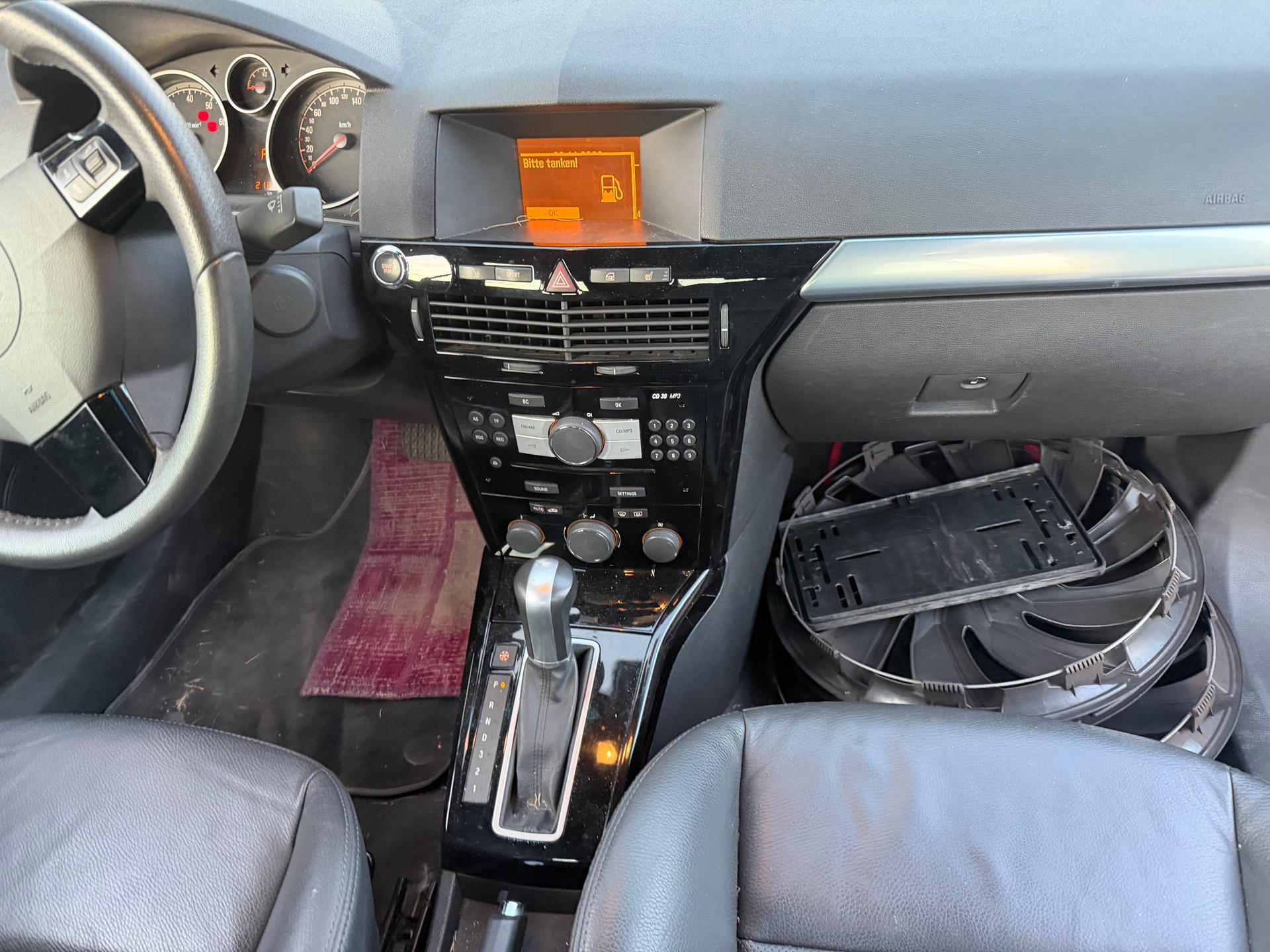 OPEL Astra TT 1.8i 16V Anniversary Edition Automatic-image-6