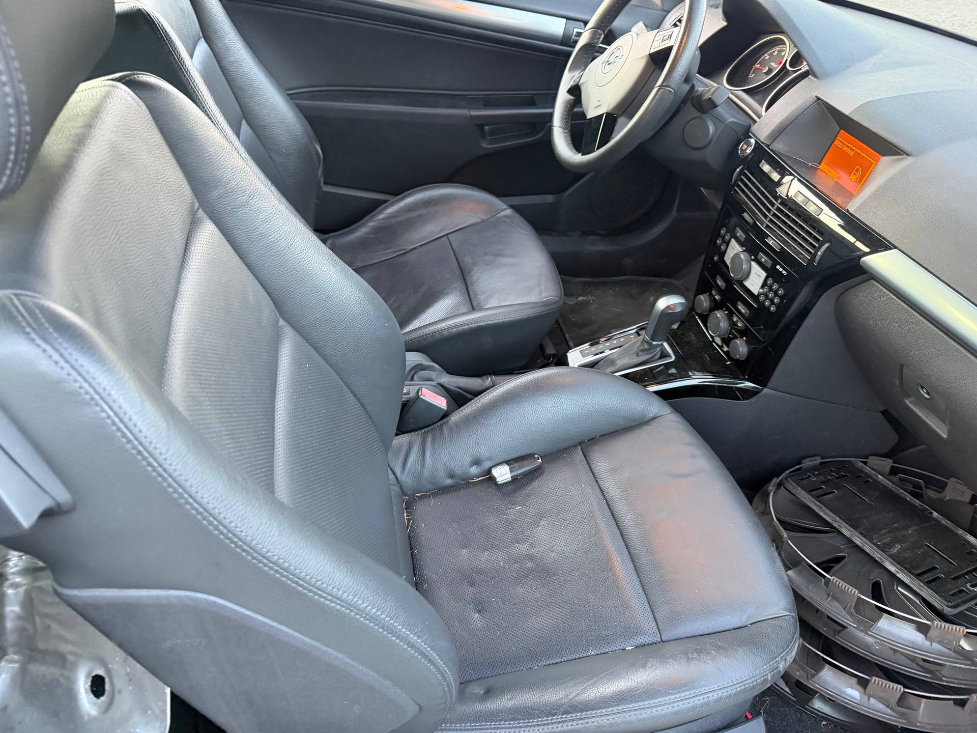 OPEL Astra TT 1.8i 16V Anniversary Edition Automatic-image-7
