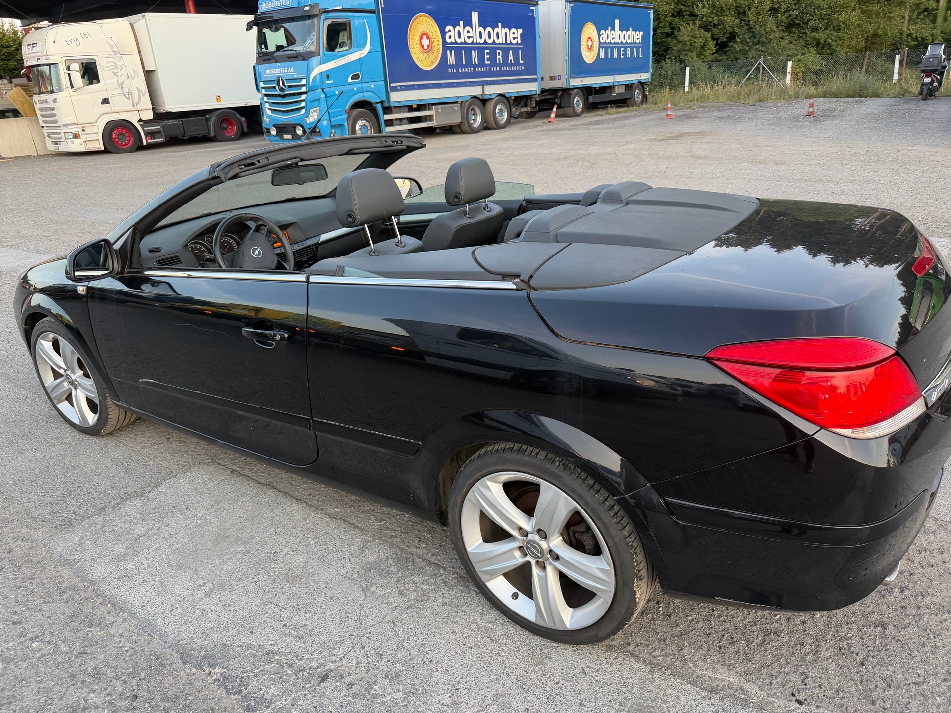 OPEL Astra TT 1.8i 16V Anniversary Edition Automatic-image-1