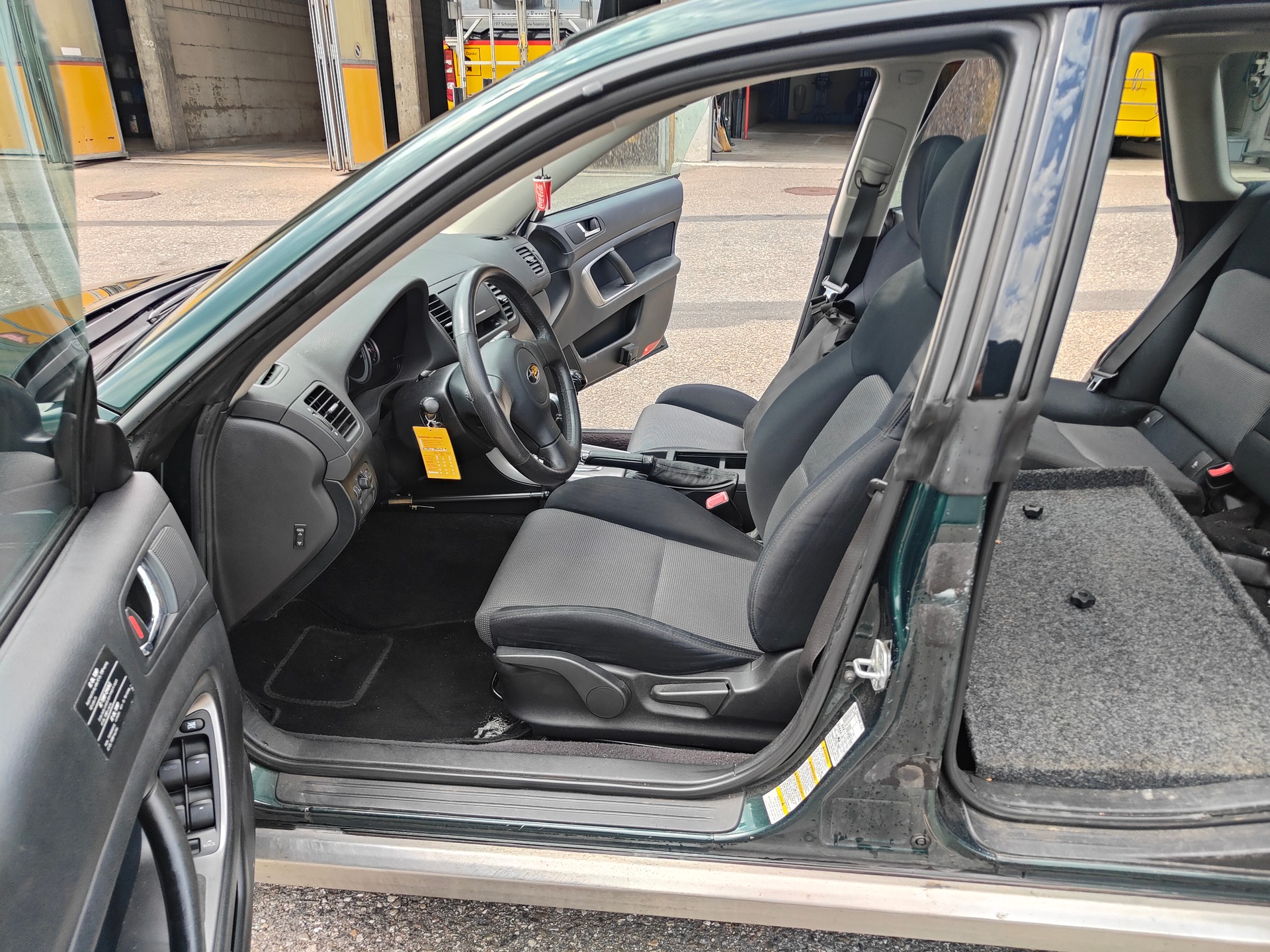 SUBARU Legacy 2.5i AWD Limited Automatic-image-6