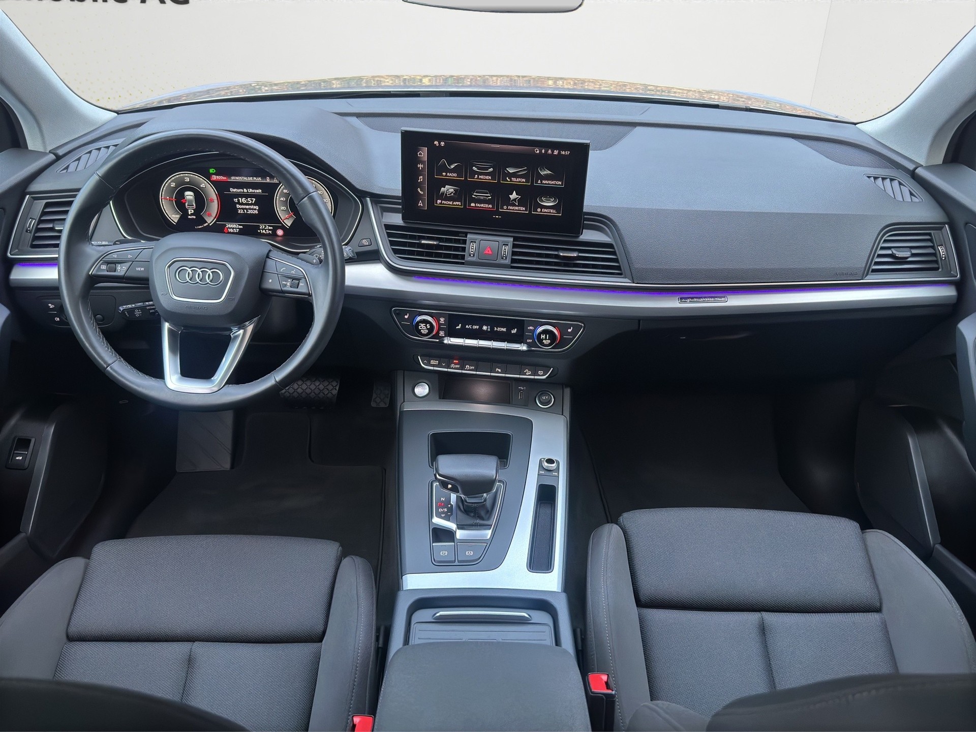 AUDI Q5 Sportback 40 TDI S line quattro 4x4-image-8