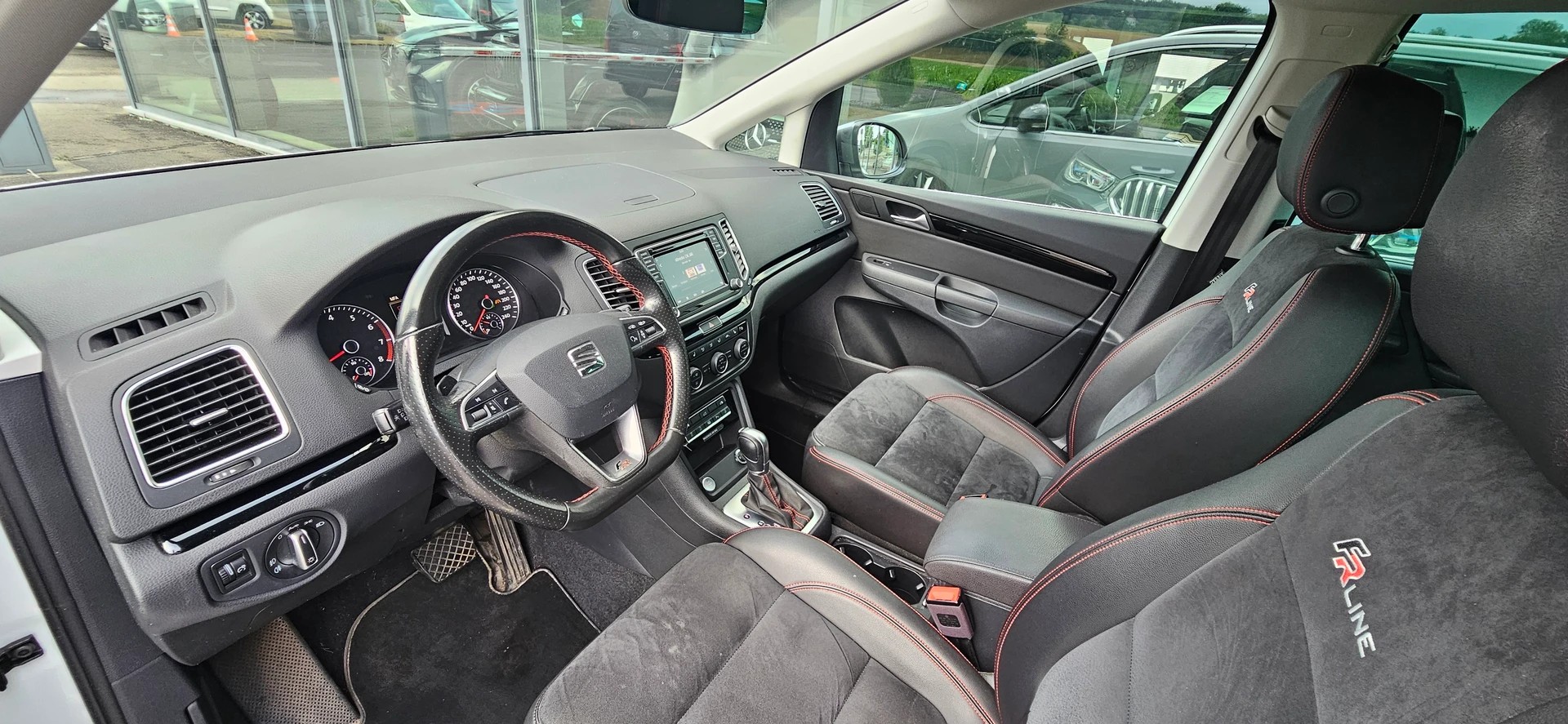 SEAT Alhambra 1.4 TSI FR Line DSG-image-8