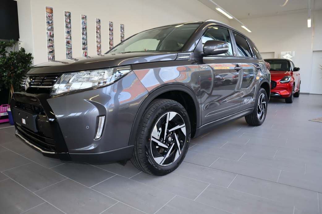 SUZUKI Vitara 1.5 Piz Sulai Top Hybrid 4x4-image-0