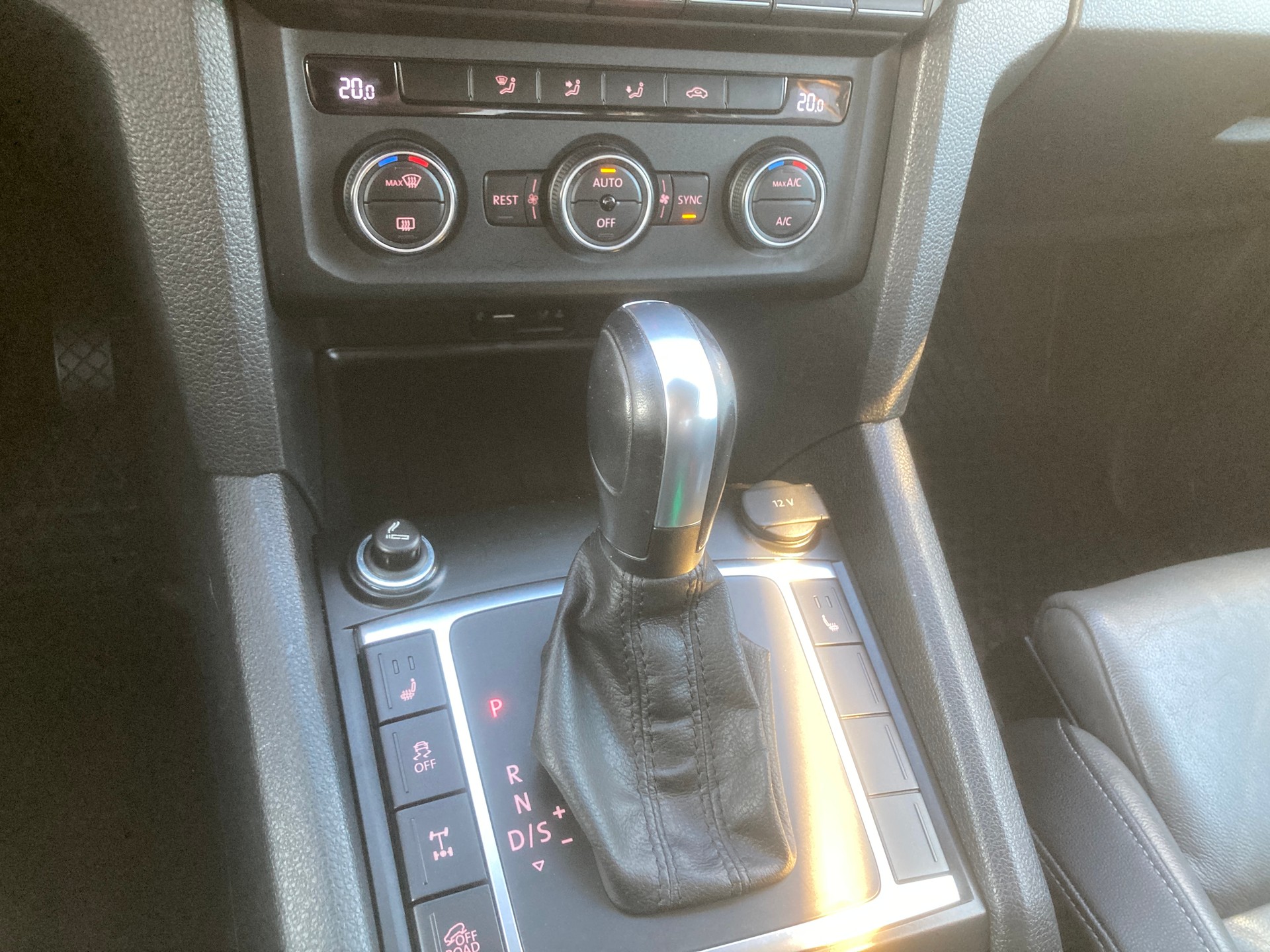 VW Amarok 3.0TDI Highline 4Motion Automatic-image-13