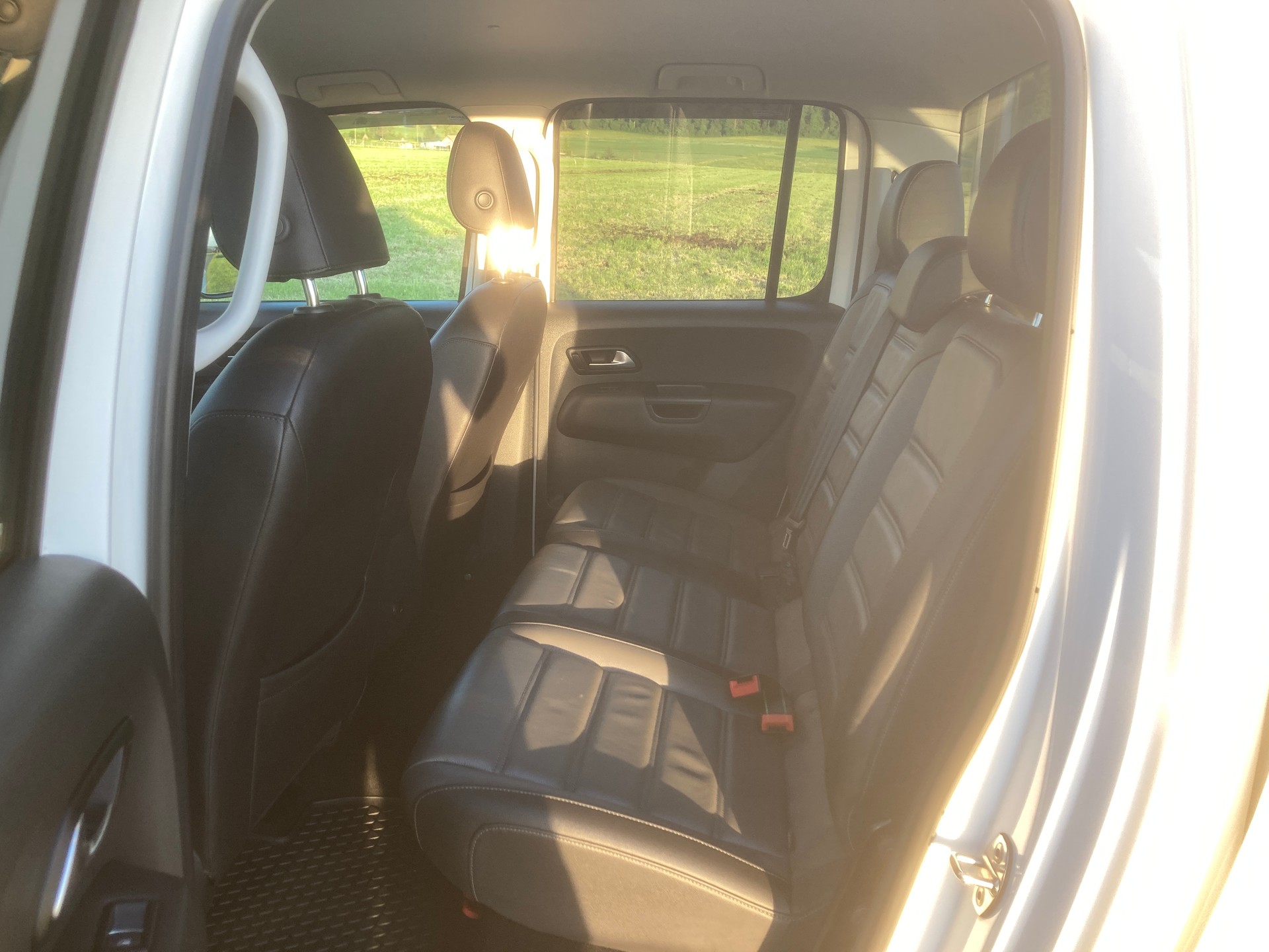 VW Amarok 3.0TDI Highline 4Motion Automatic-image-9