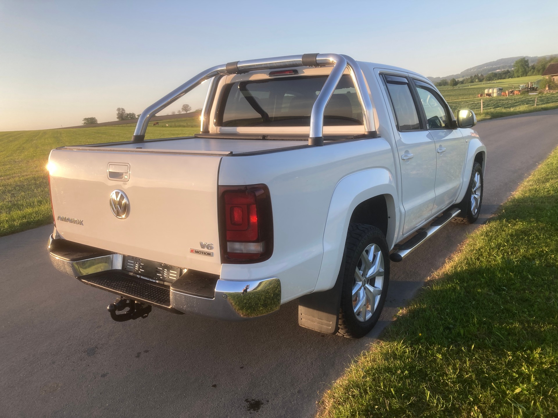 VW Amarok 3.0TDI Highline 4Motion Automatic-image-2