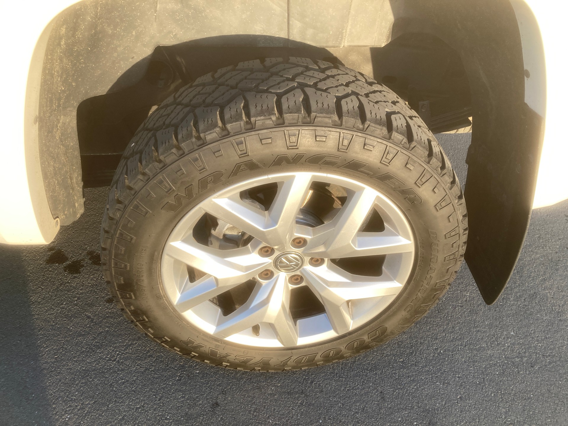 VW Amarok 3.0TDI Highline 4Motion Automatic-image-8