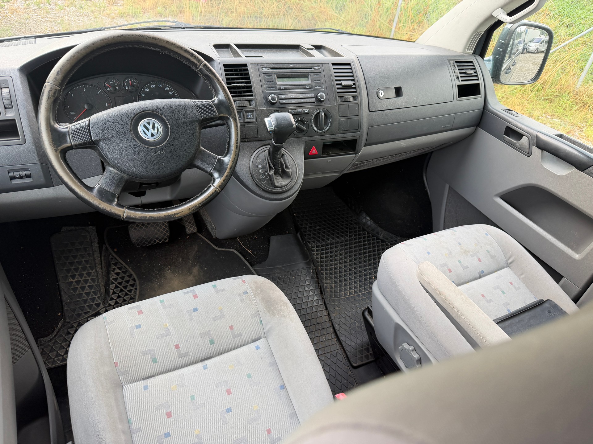 VW T5 Caravelle Comfort 2.5 TDI PD-image-4