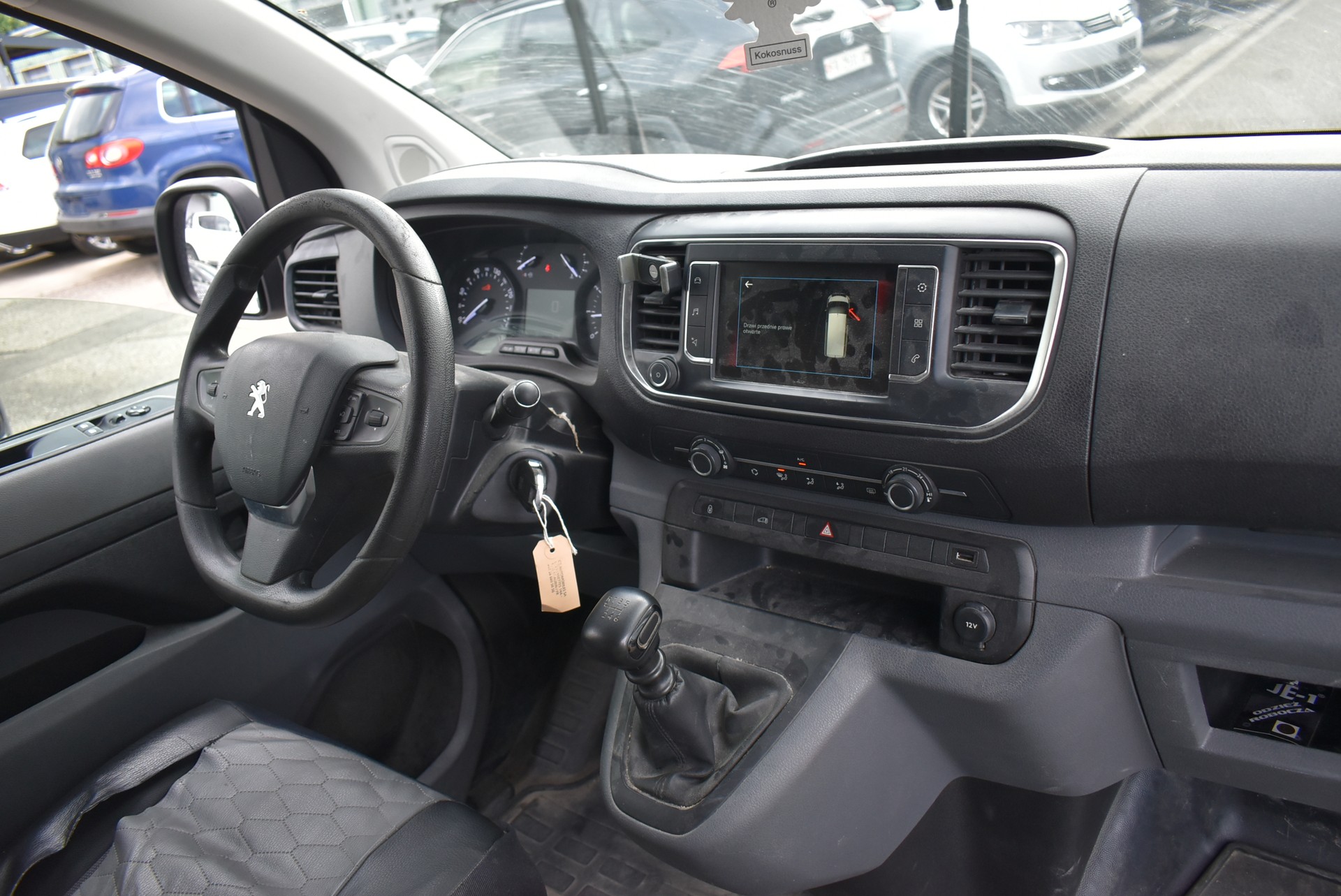 PEUGEOT Expert 2.0 BlueHDi 120 S&S Active Long-image-4