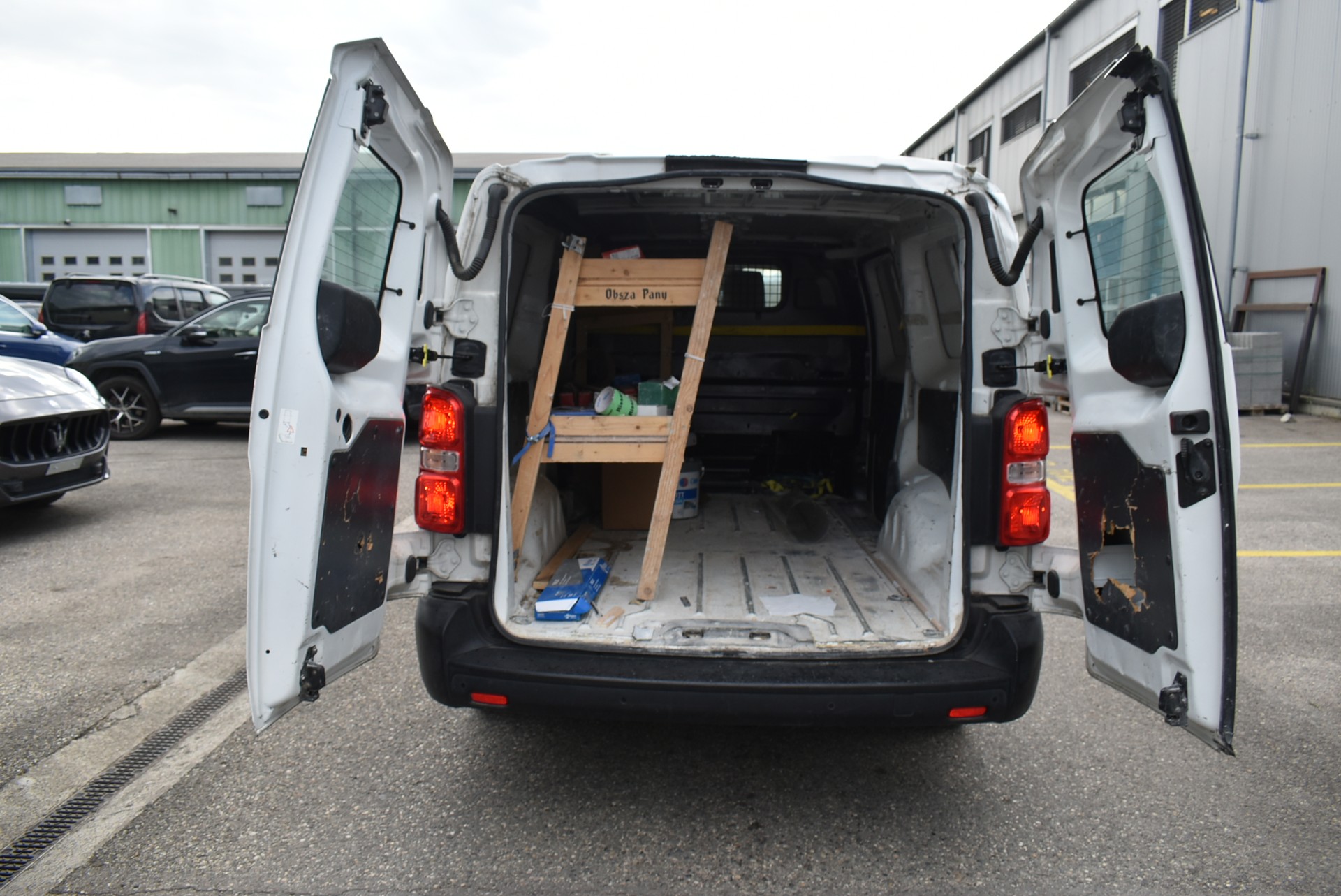 PEUGEOT Expert 2.0 BlueHDi 120 S&S Active Long-image-10