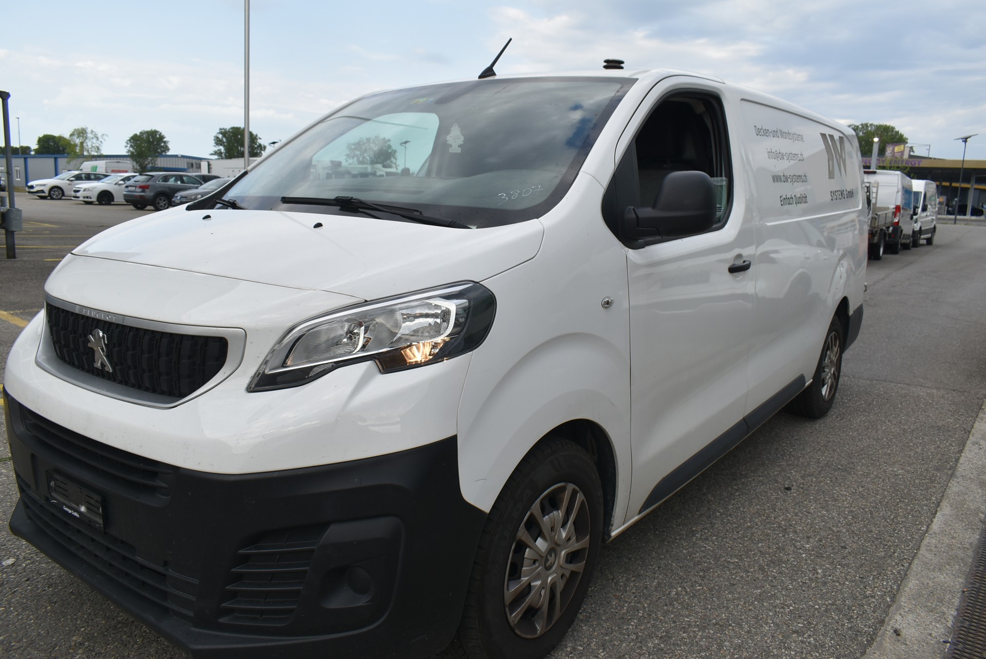 PEUGEOT Expert 2.0 BlueHDi 120 S&S Active Long-image-0