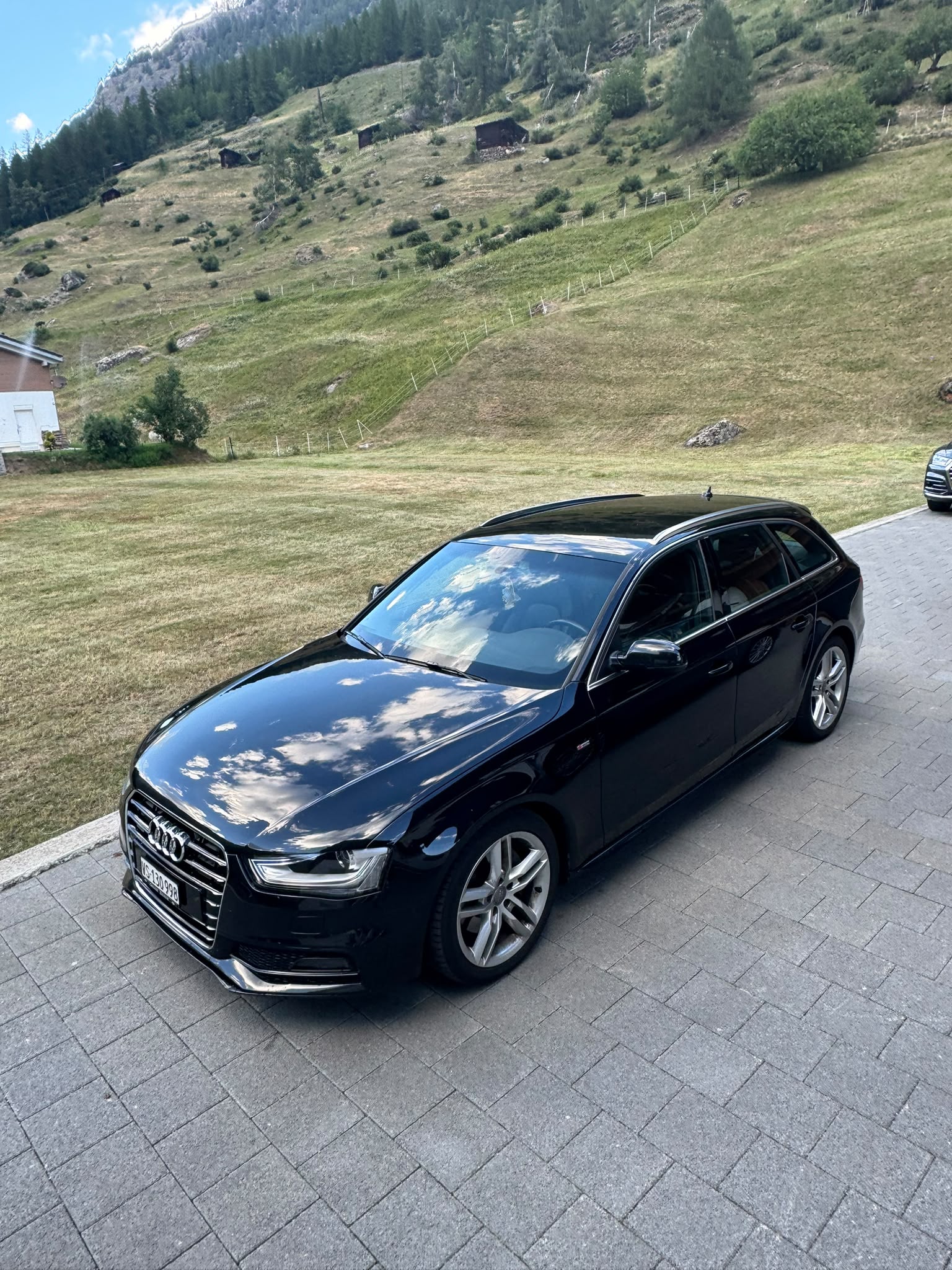 AUDI 3.0 V6 TDI 245 quattro S-Tr-image-0