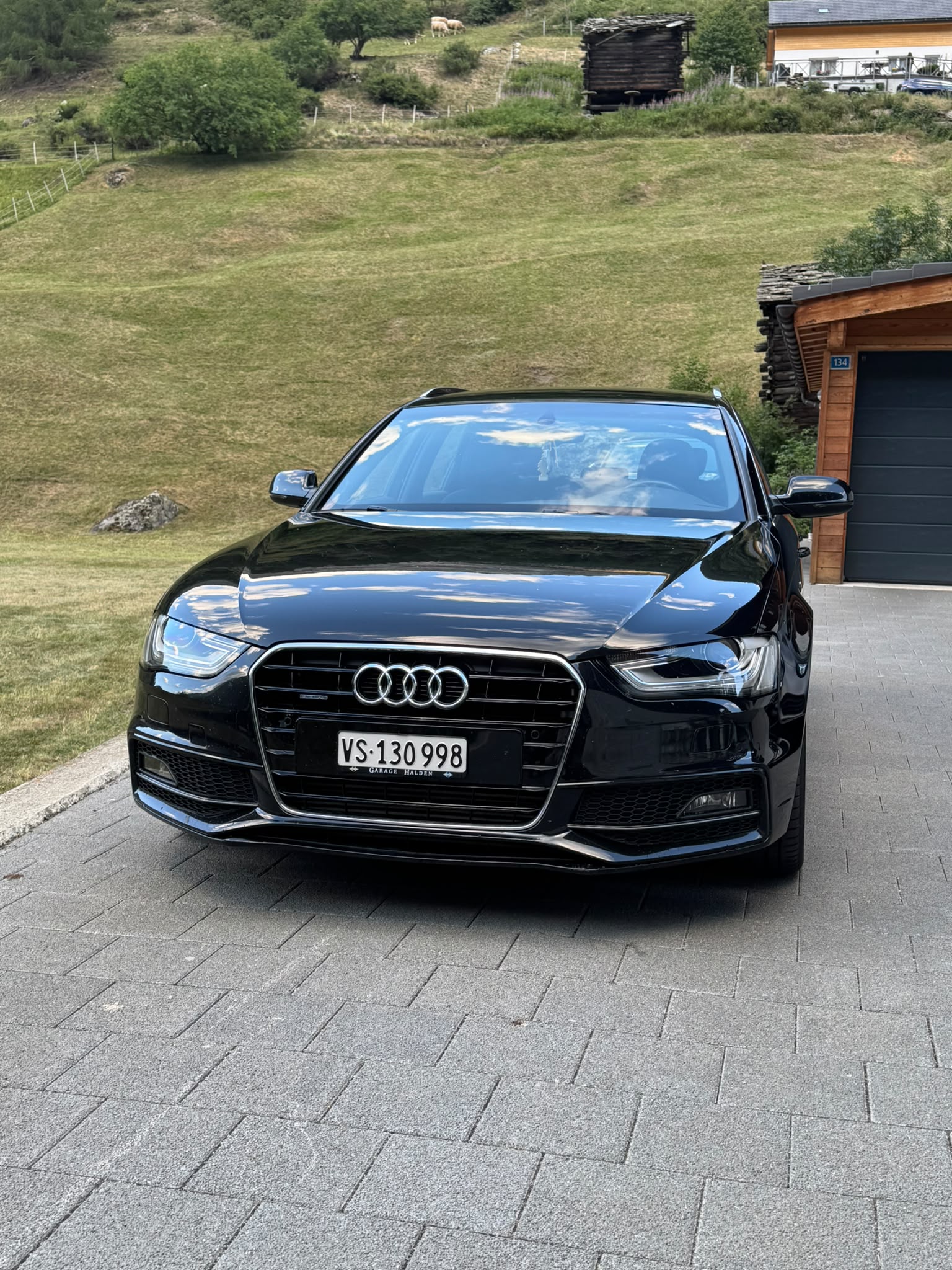 AUDI 3.0 V6 TDI 245 quattro S-Tr-image-1