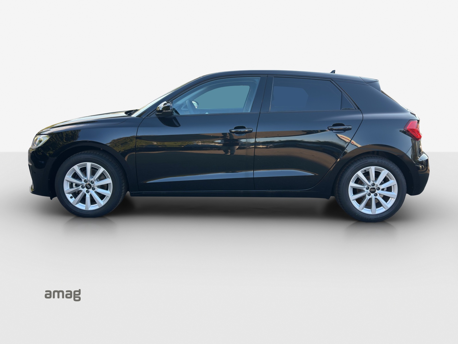 AUDI A1 Sportback 30 TFSI Attraction S-tronic-image-1