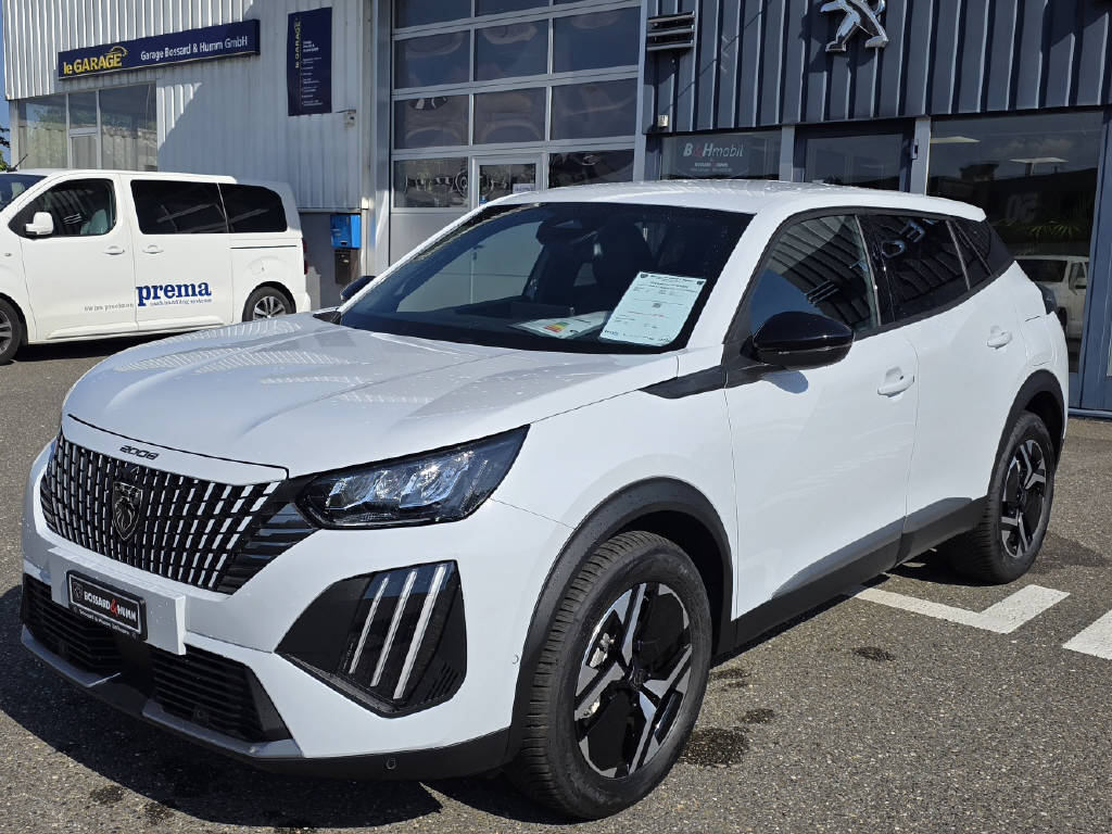 PEUGEOT 2008 1.2 Hybrid 145 Allure Premium-image-3