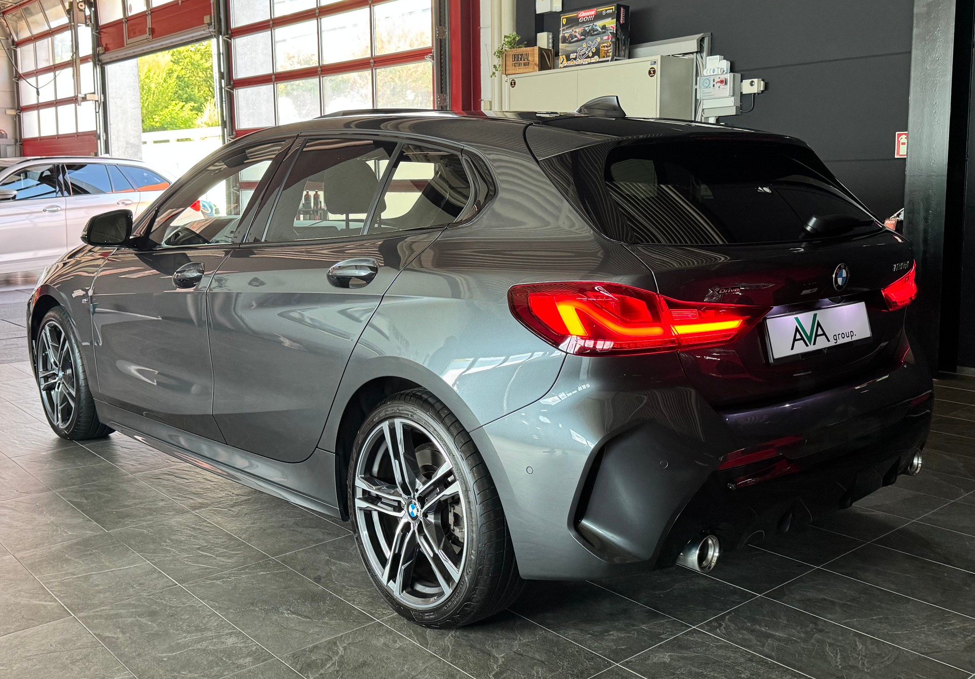 BMW 120d xDrive Steptronic M Sport-image-5