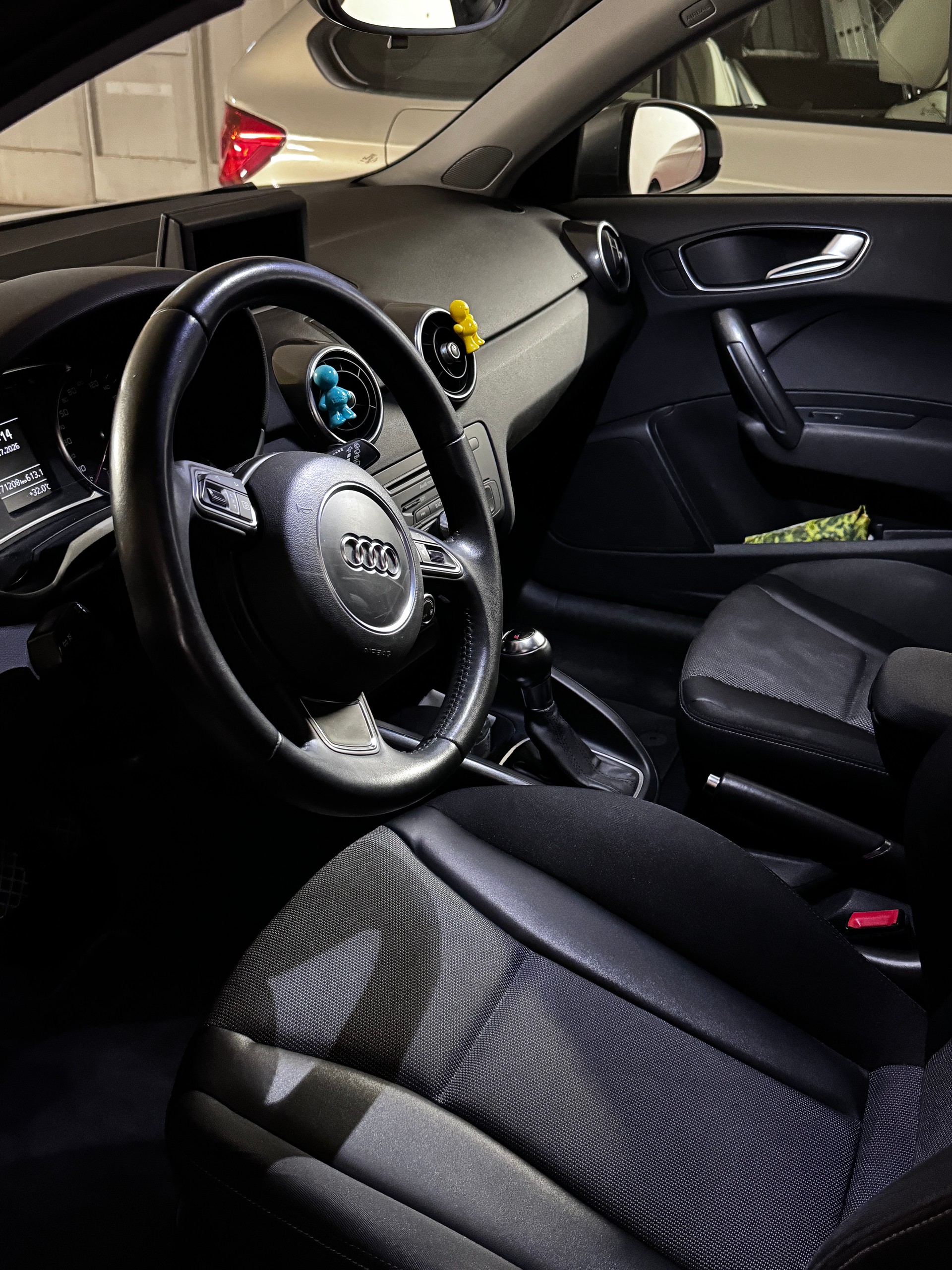 AUDI Sportback-image-4