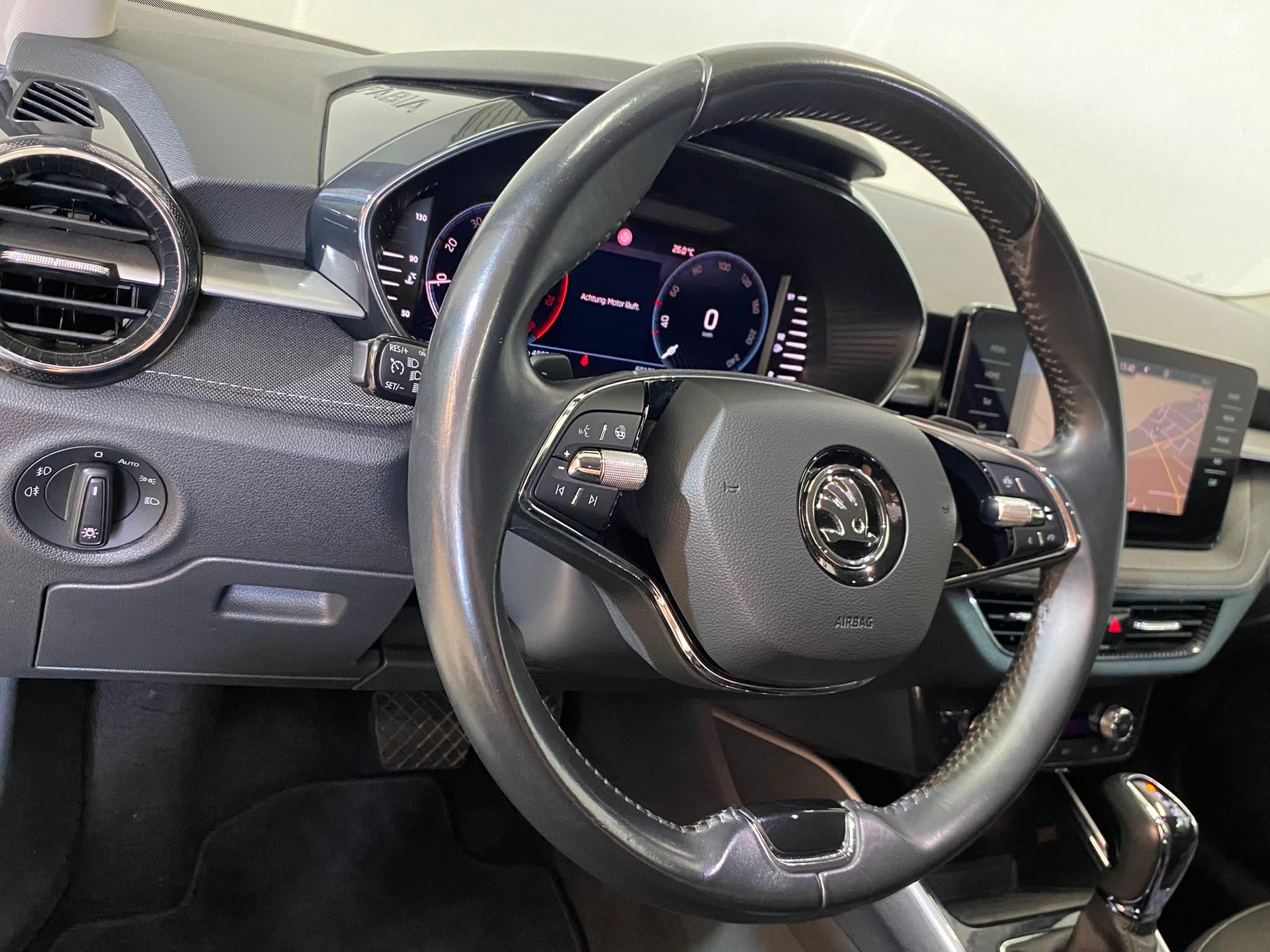 SKODA Fabia 1.0 TSI Style DSG-image-6