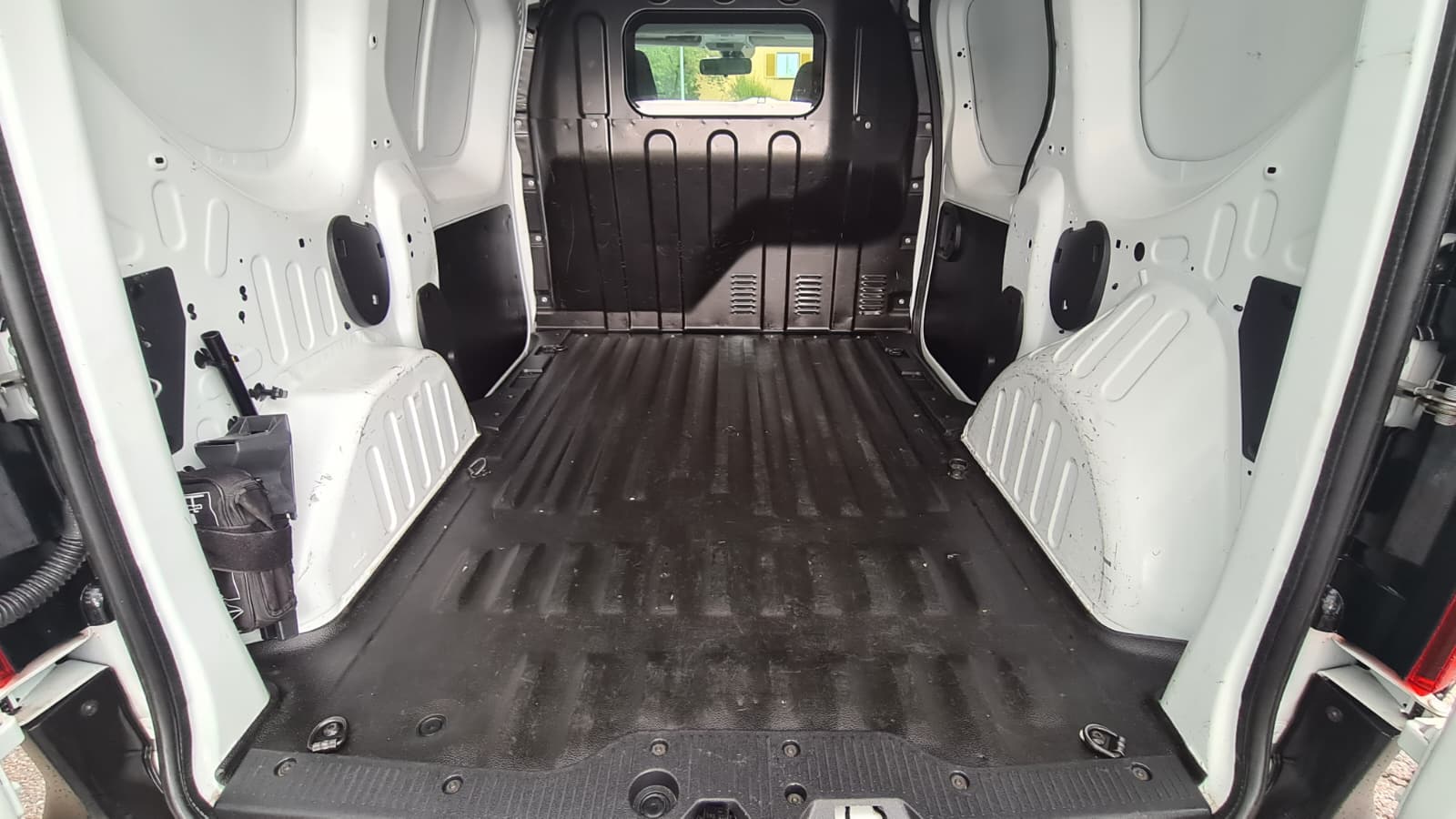 RENAULT Express 1.5 Blue dCi 95 Extra ** Navigationssystem ** Klimaanlage ** Anh-Kupplung 1200kg ** PDC V+H ** Ab MFK & Service **-image-10