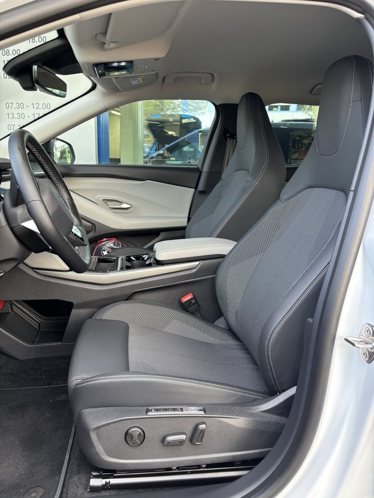 FORD Explorer Extended Range-image-3