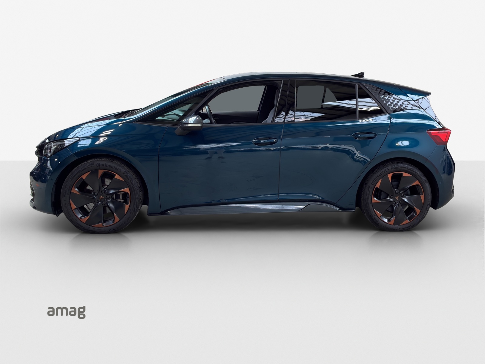 CUPRA Born 58 kWh-showroom-element-2