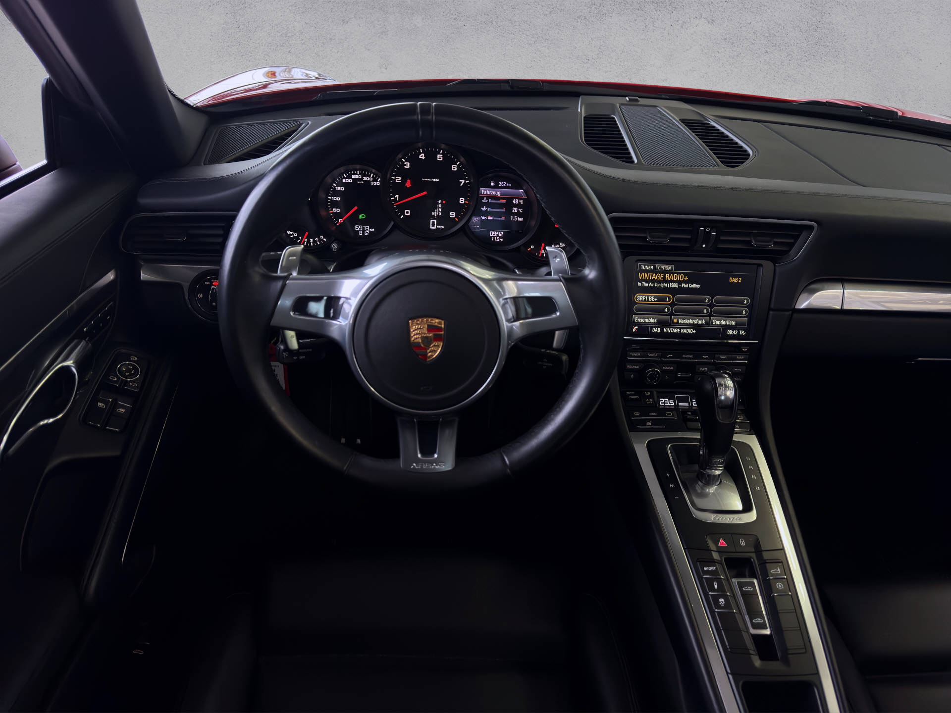 PORSCHE 911 Targa 4-image-5