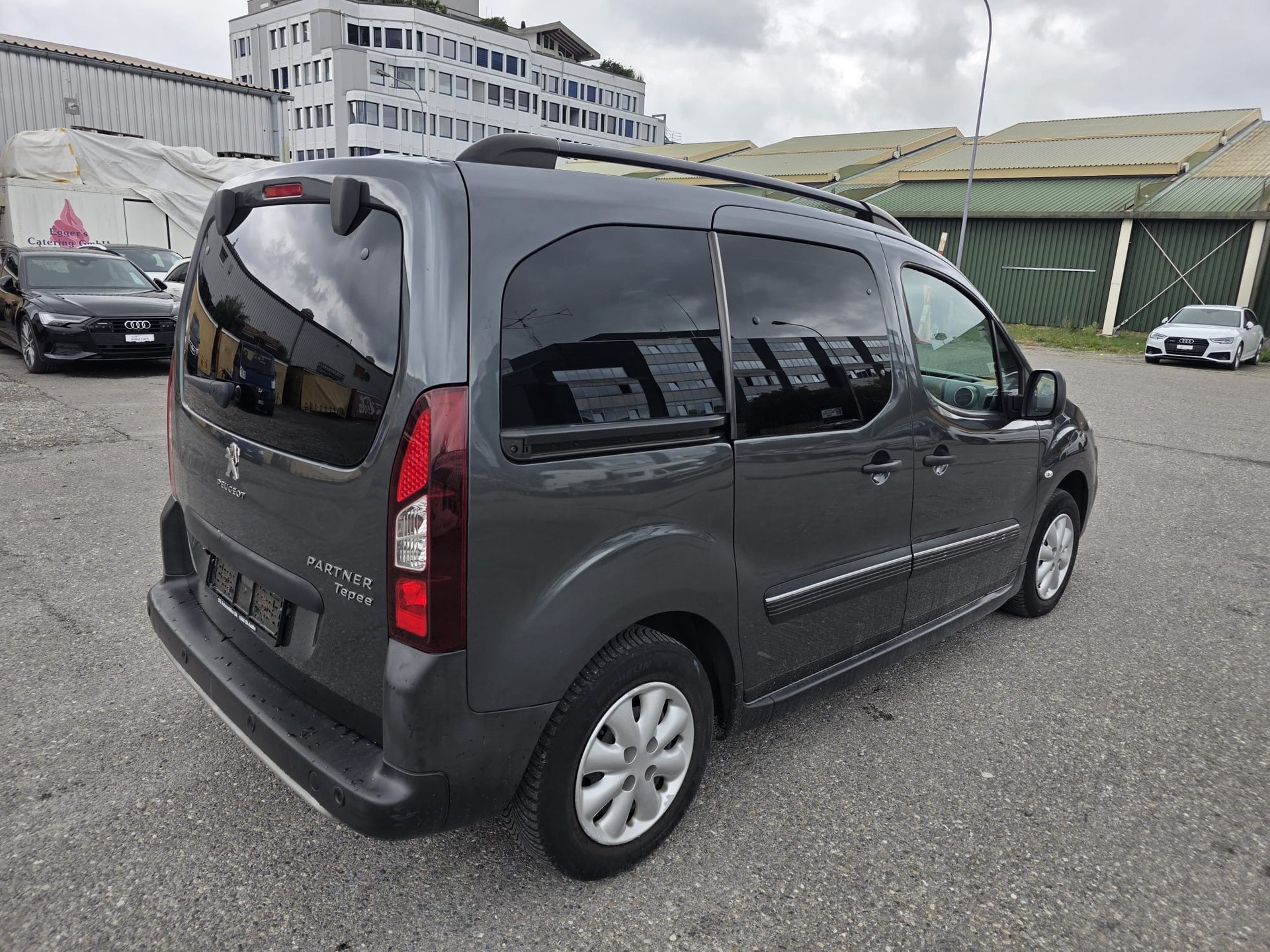 PEUGEOT Partner 1.6 BlueHDi Active-image-4