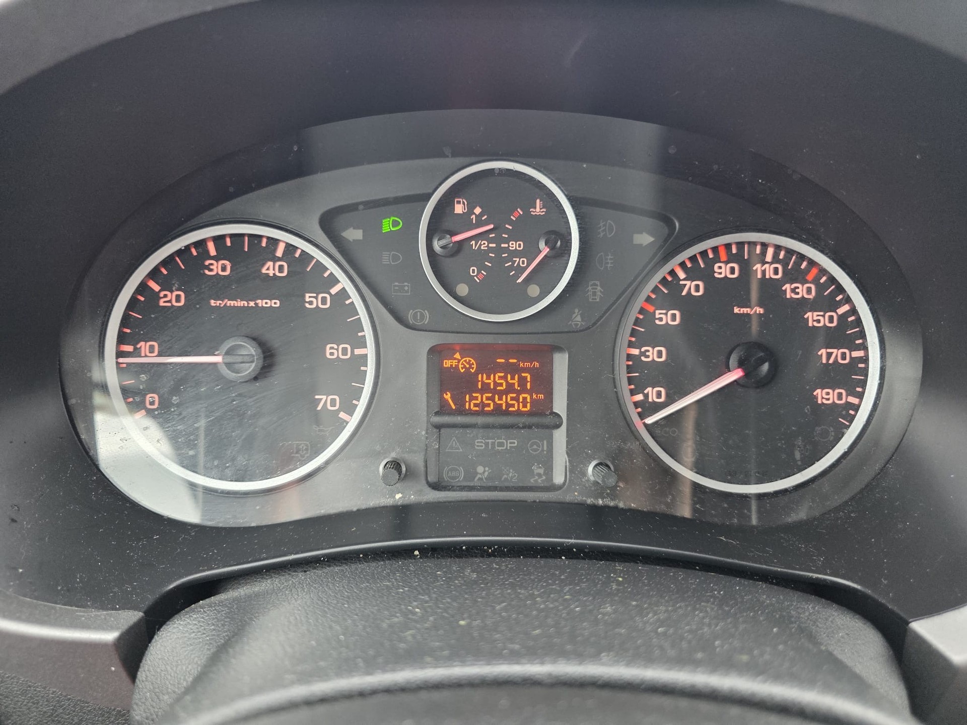 PEUGEOT Partner 1.6 BlueHDi Active-image-13