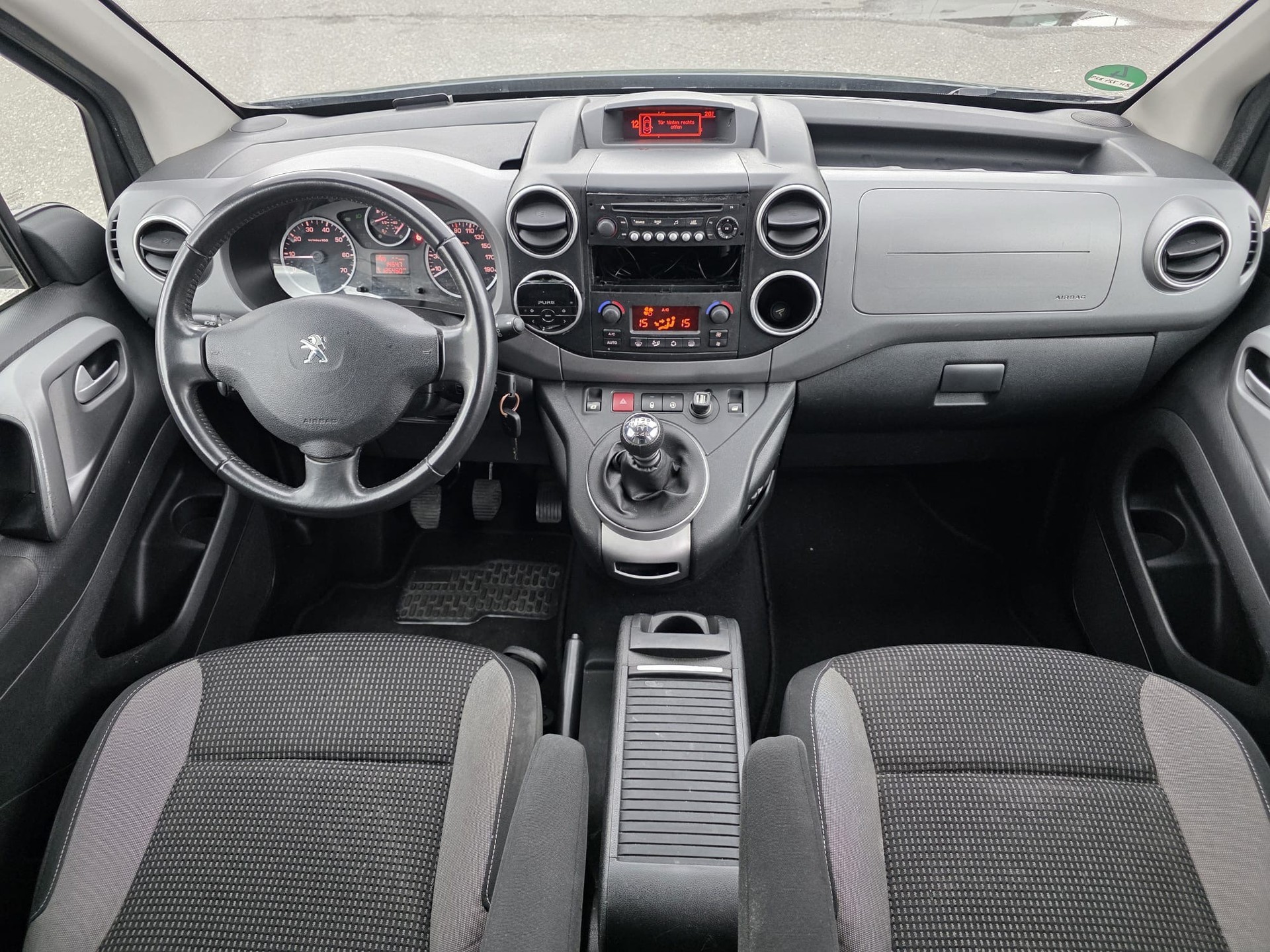PEUGEOT Partner 1.6 BlueHDi Active-image-7