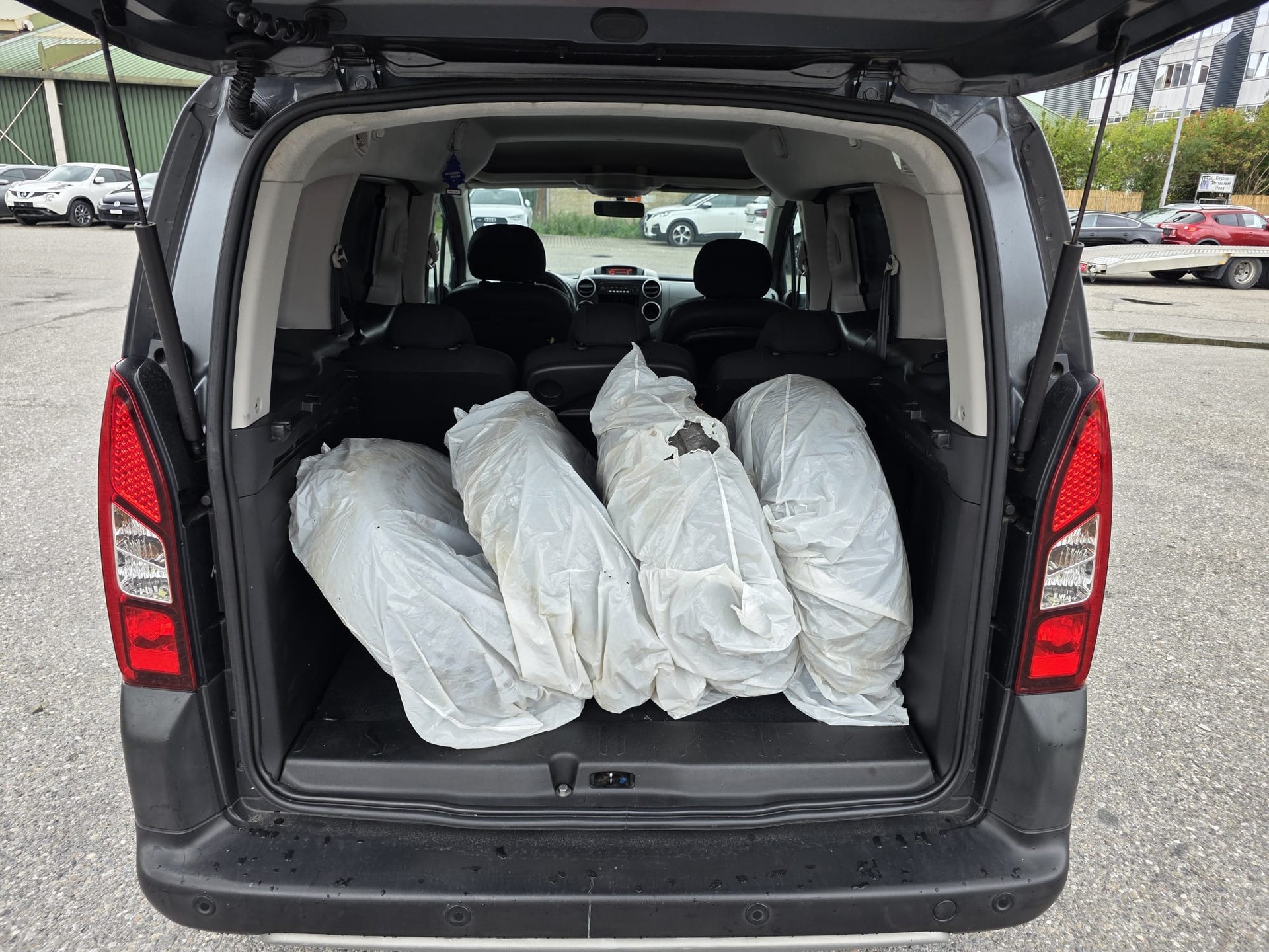 PEUGEOT Partner 1.6 BlueHDi Active-image-6