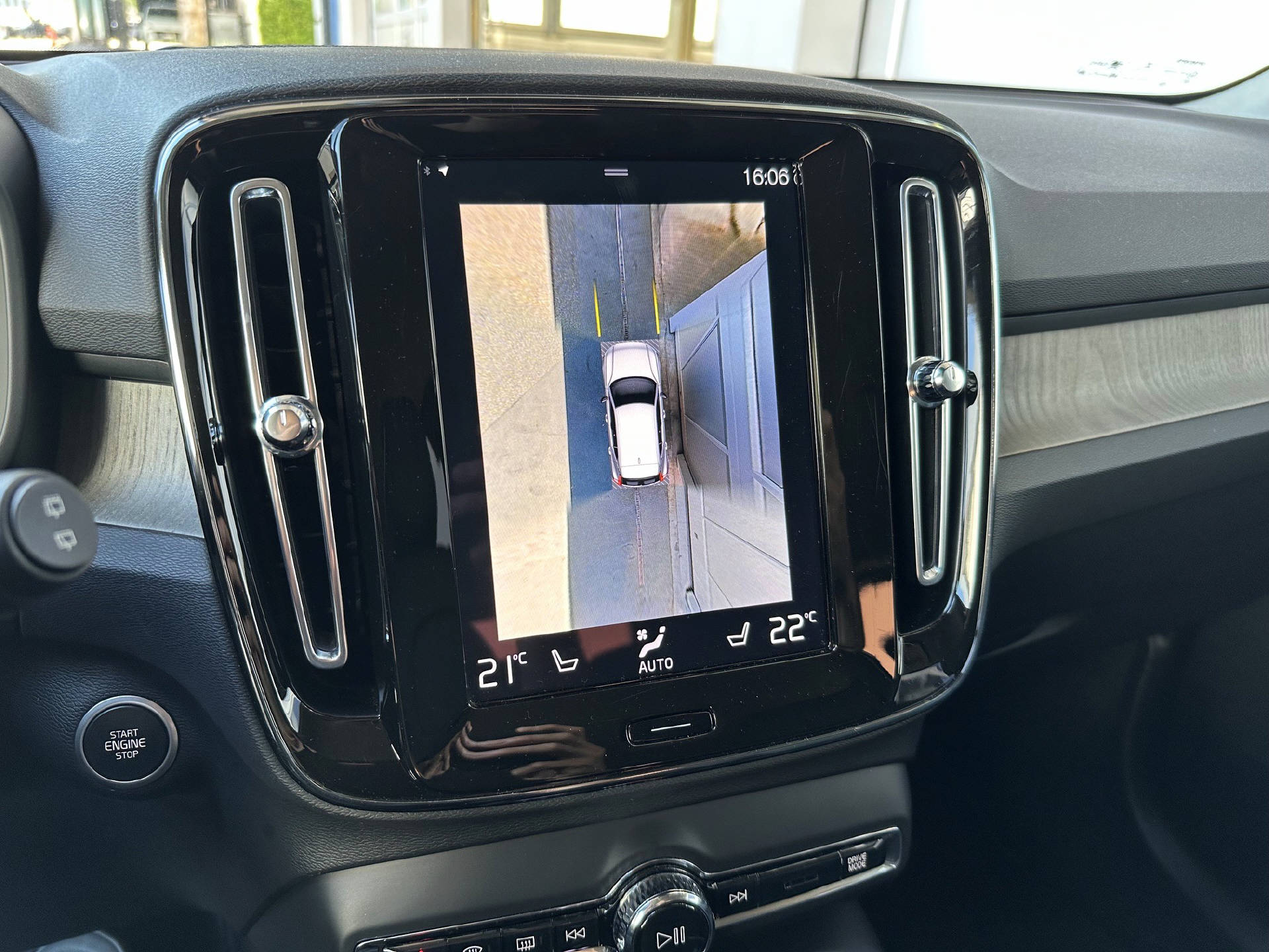 VOLVO XC40 1.5 T5 PiH Inscription Expression-image-8