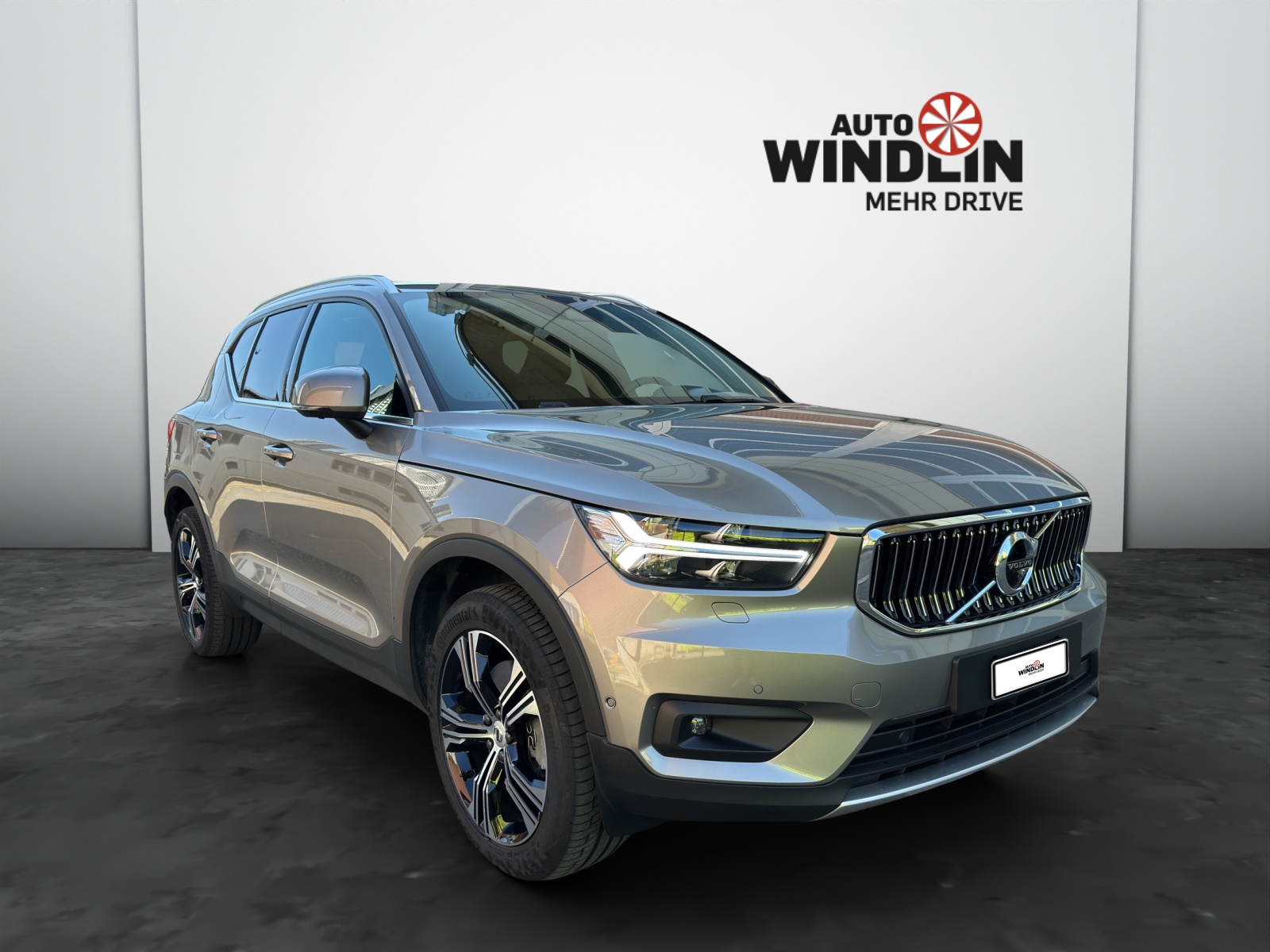VOLVO XC40 1.5 T5 PiH Inscription Expression-image-0