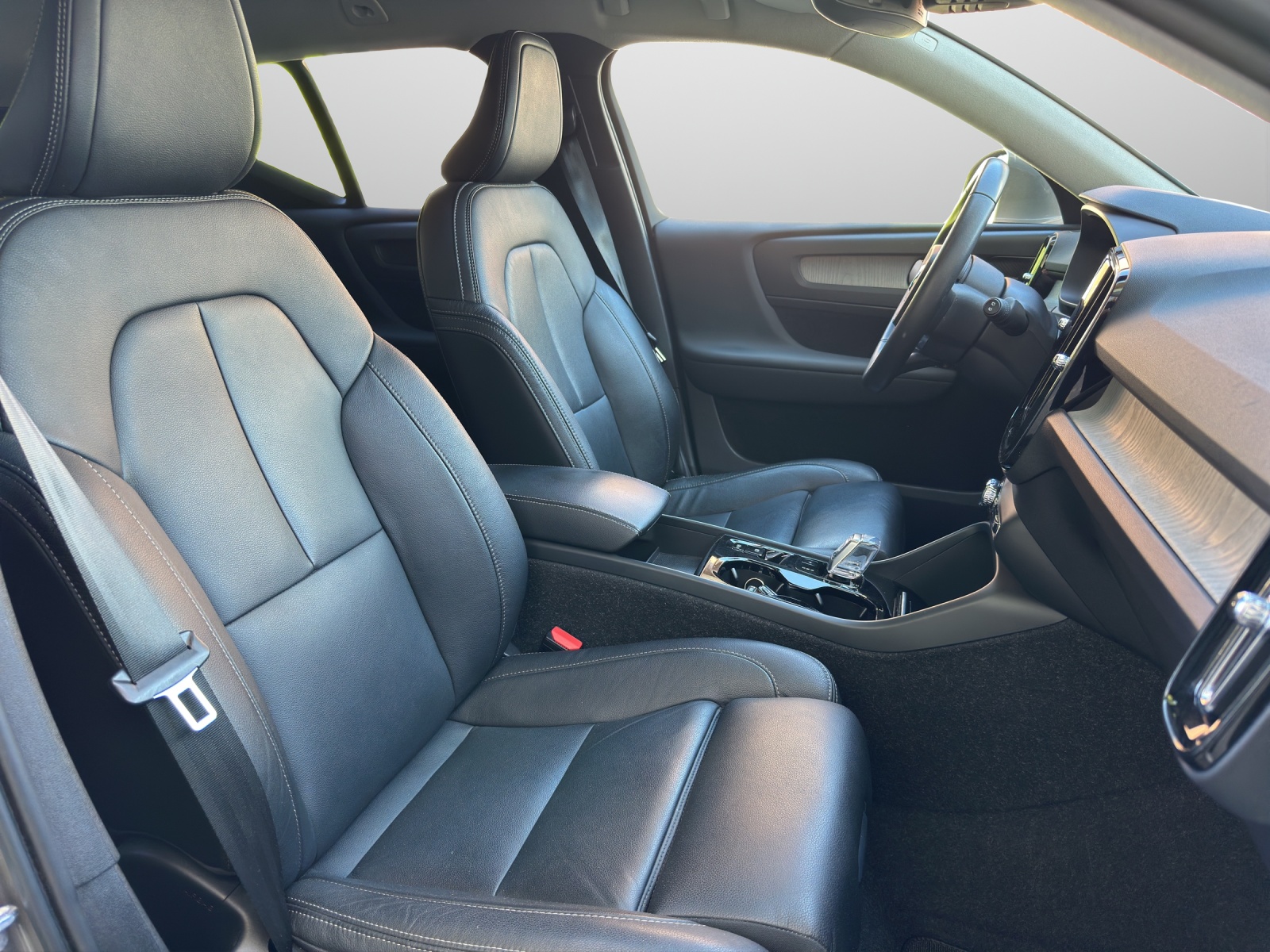 VOLVO XC40 1.5 T5 PiH Inscription Expression-image-11